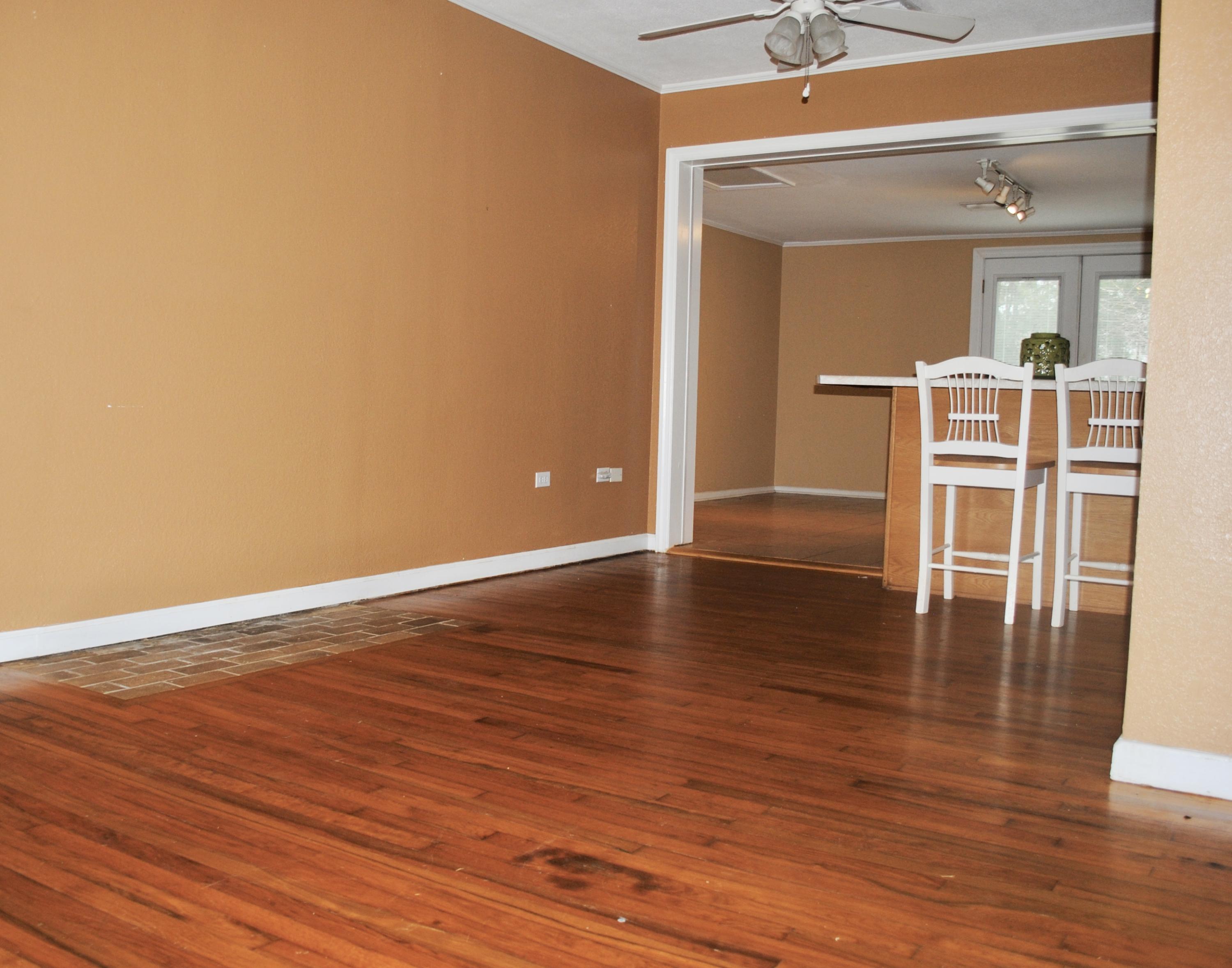 NO RECORDED SUBDIVISION - Residential