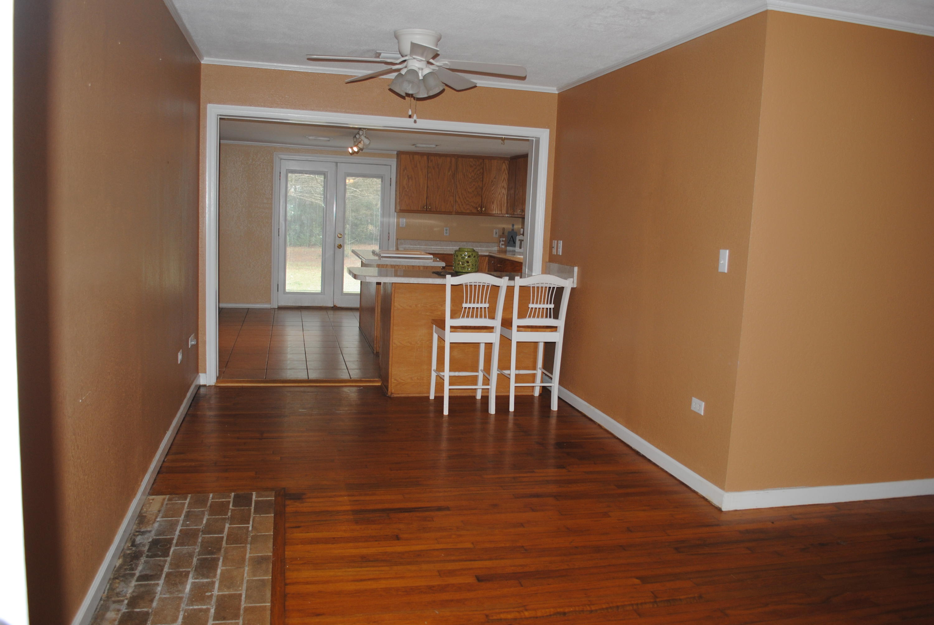 NO RECORDED SUBDIVISION - Residential