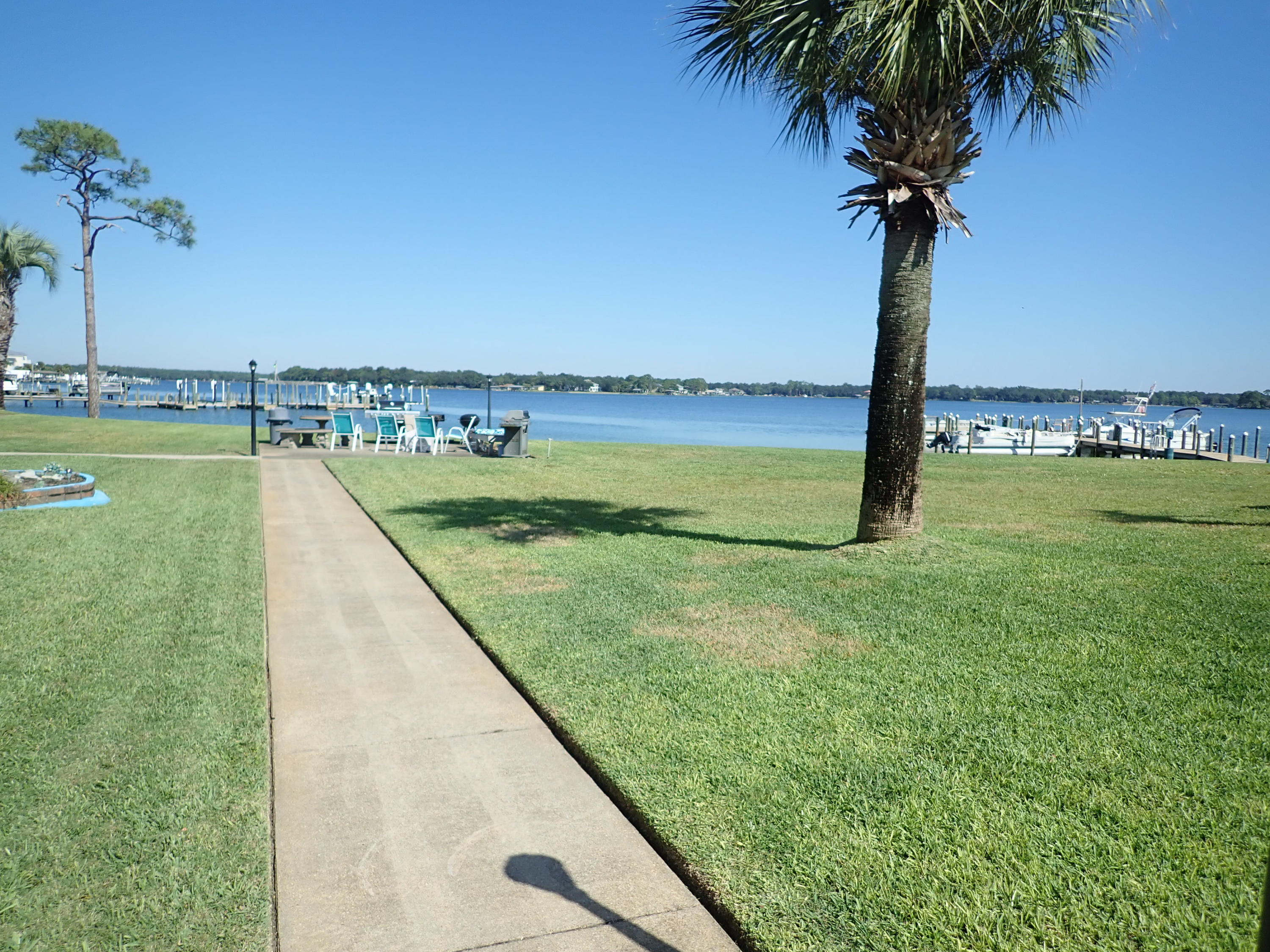 BAYVIEW WATERS CONDO - Residential