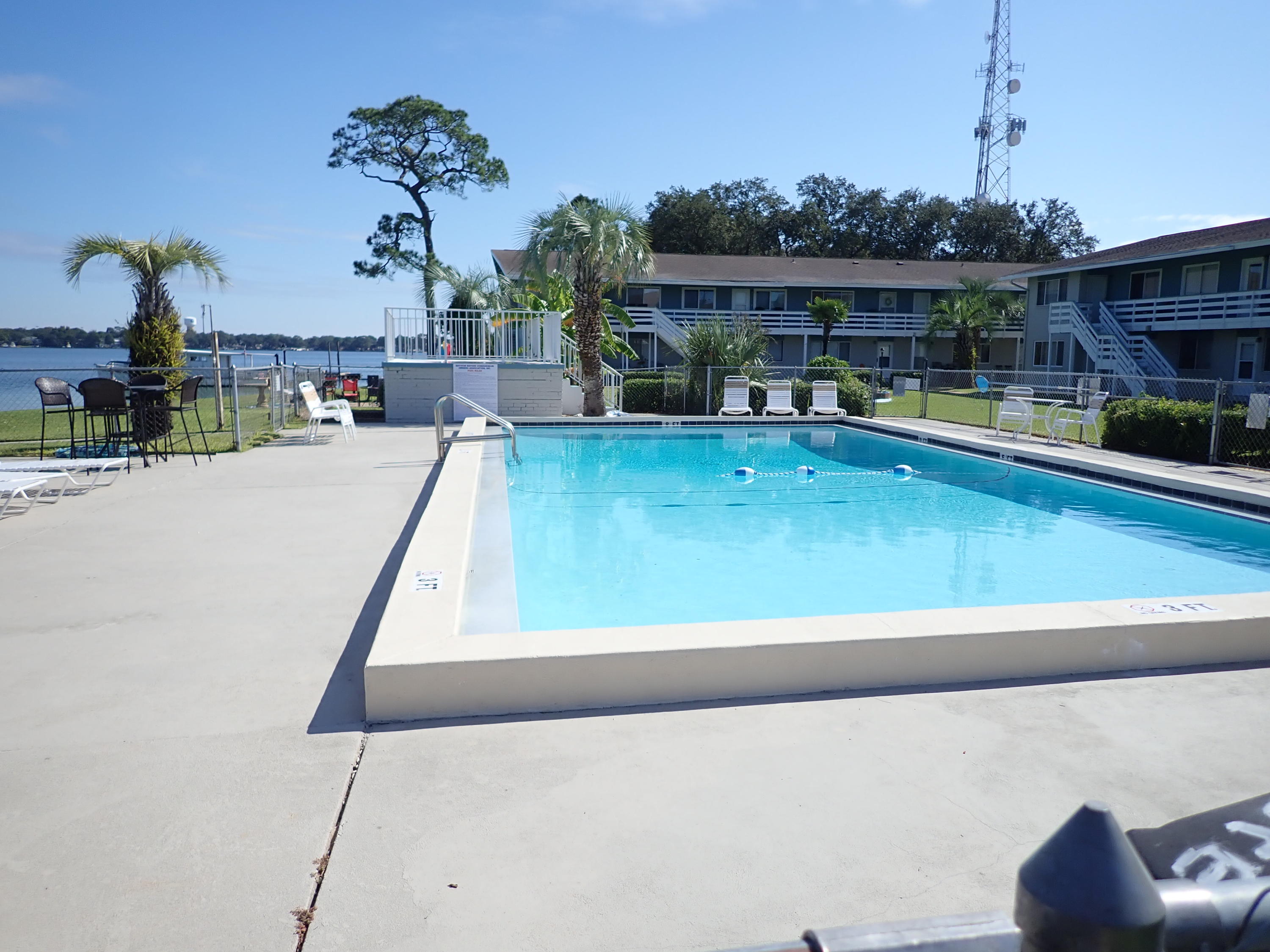 BAYVIEW WATERS CONDO - Residential