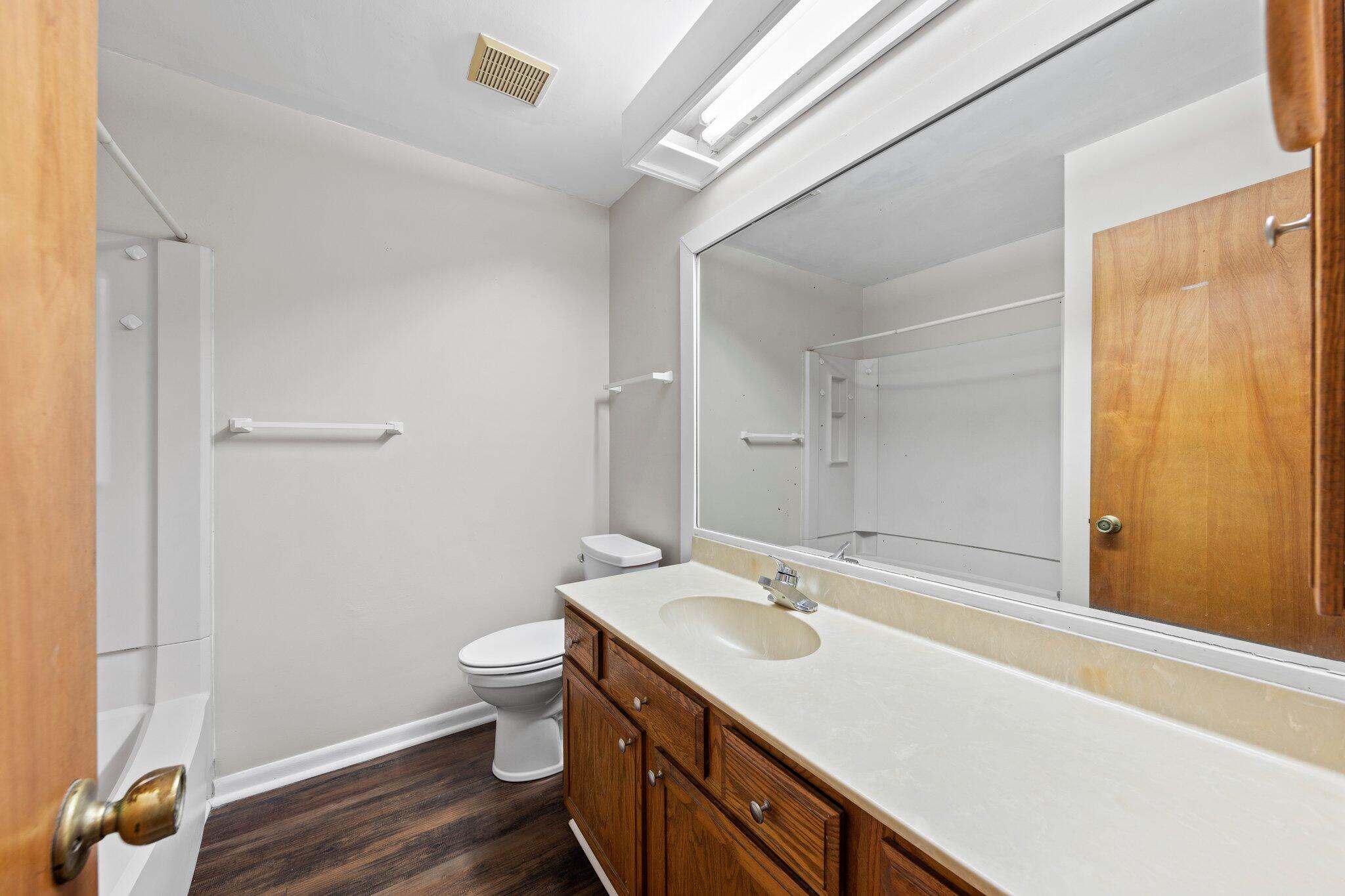 CEDAR RIDGE - Residential Lease