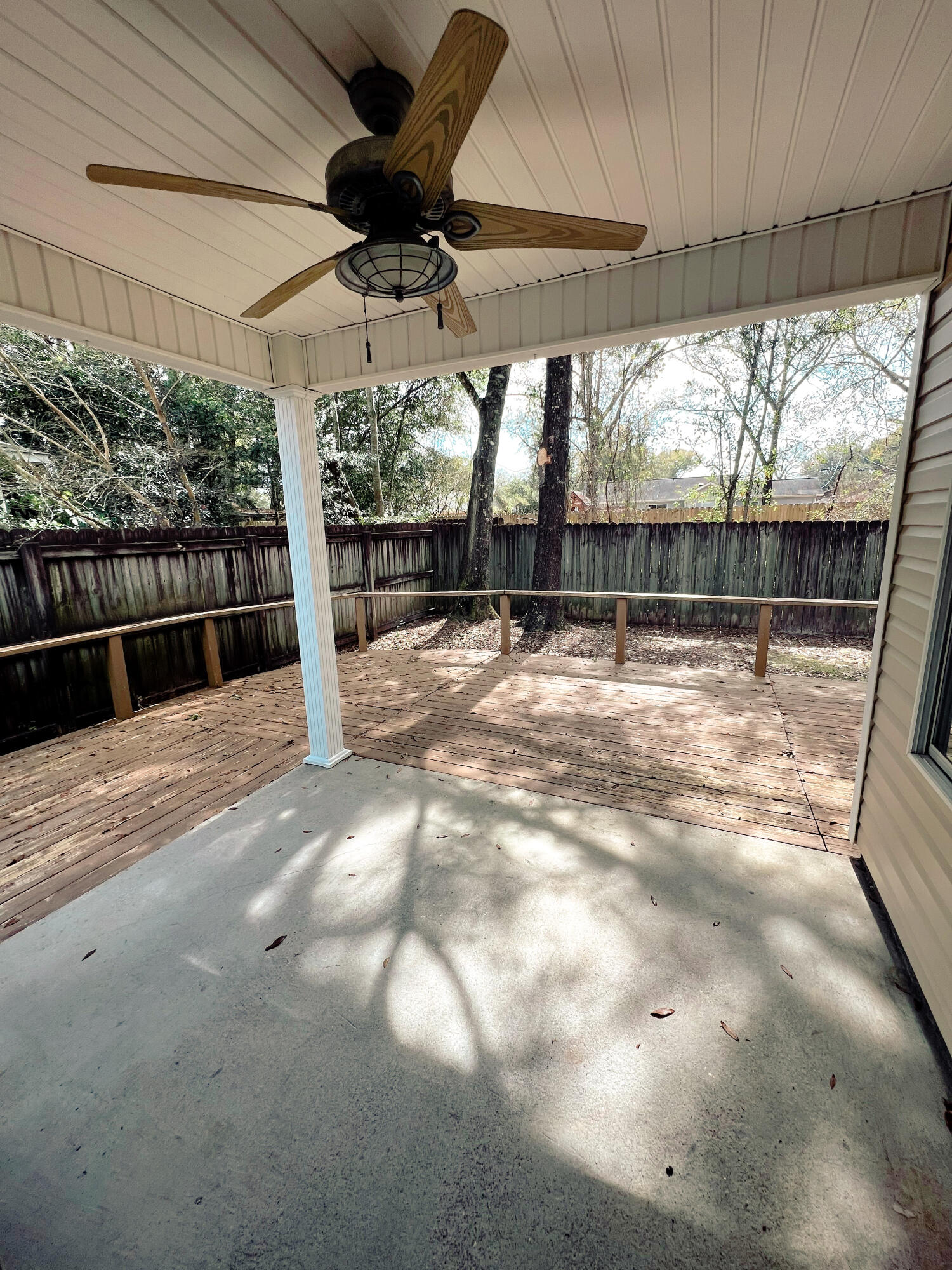 VILLAS AT CHANTILLY - Residential