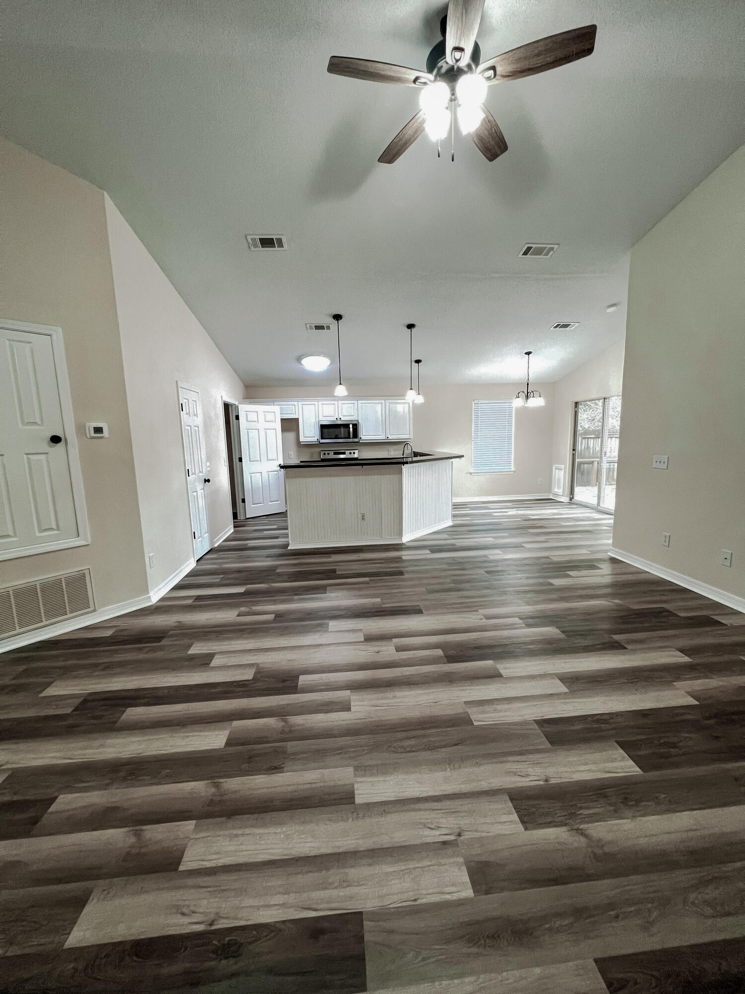 VILLAS AT CHANTILLY - Residential