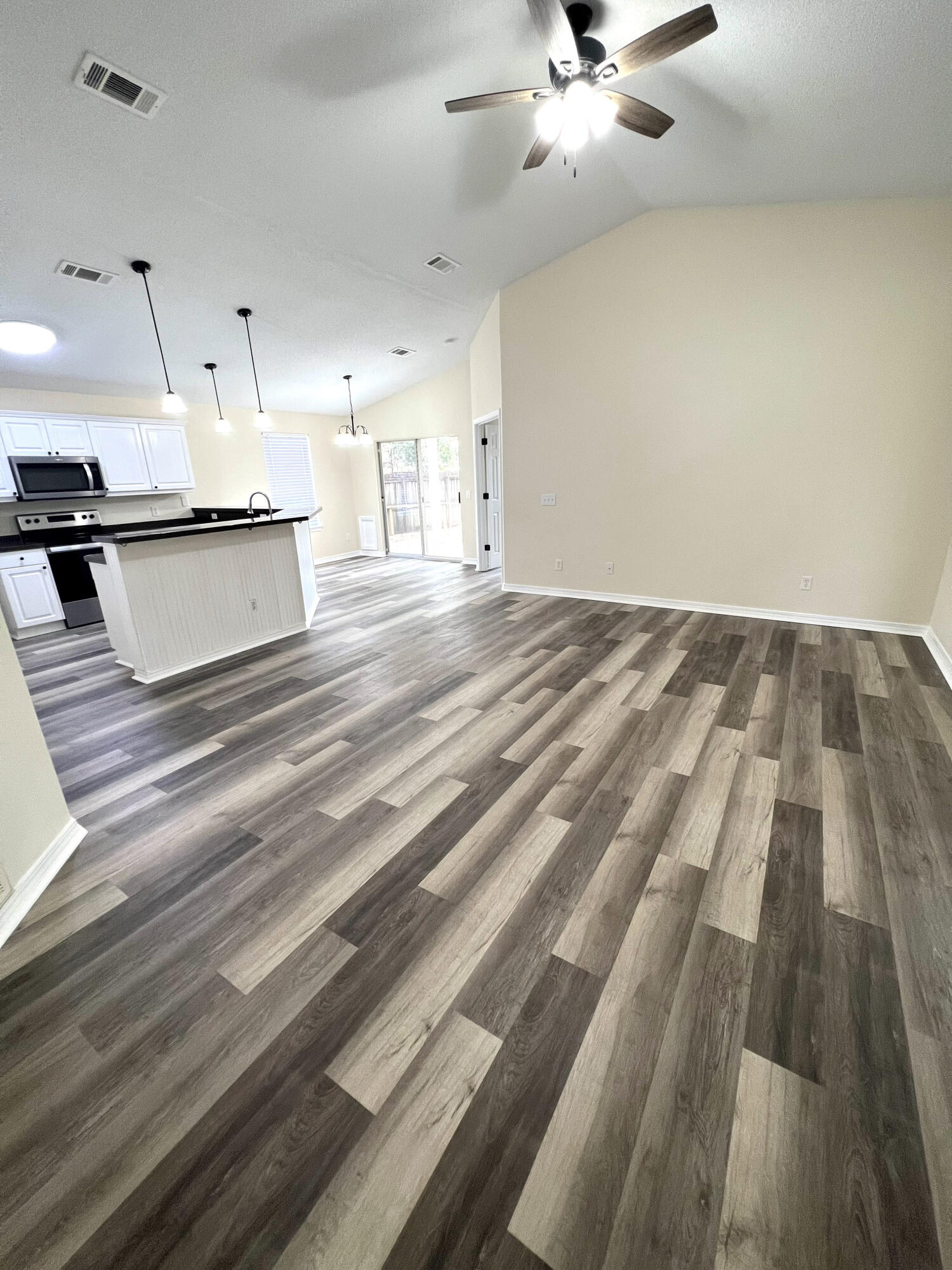 VILLAS AT CHANTILLY - Residential