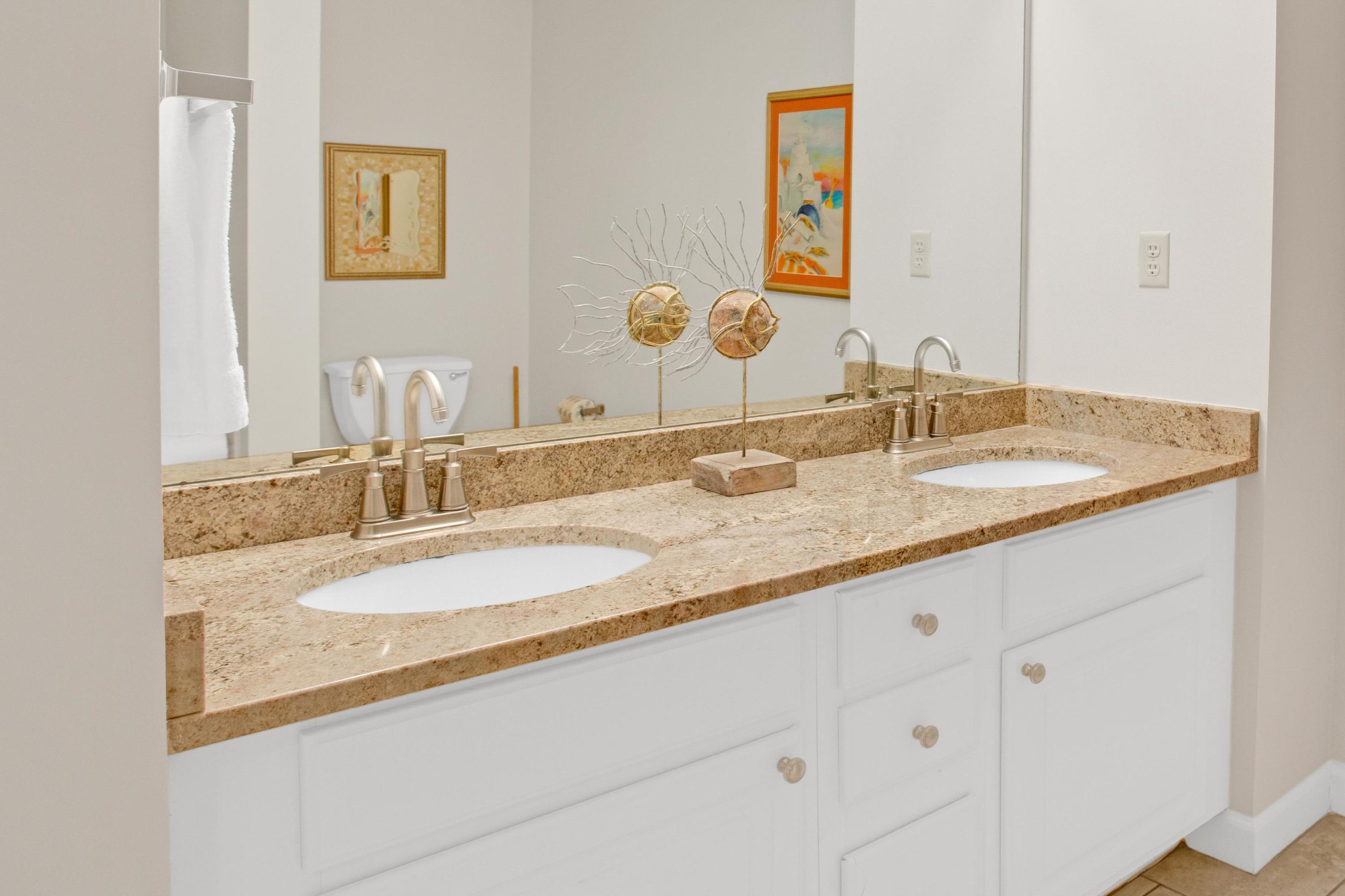 TIDES AT TOPS'L - Residential