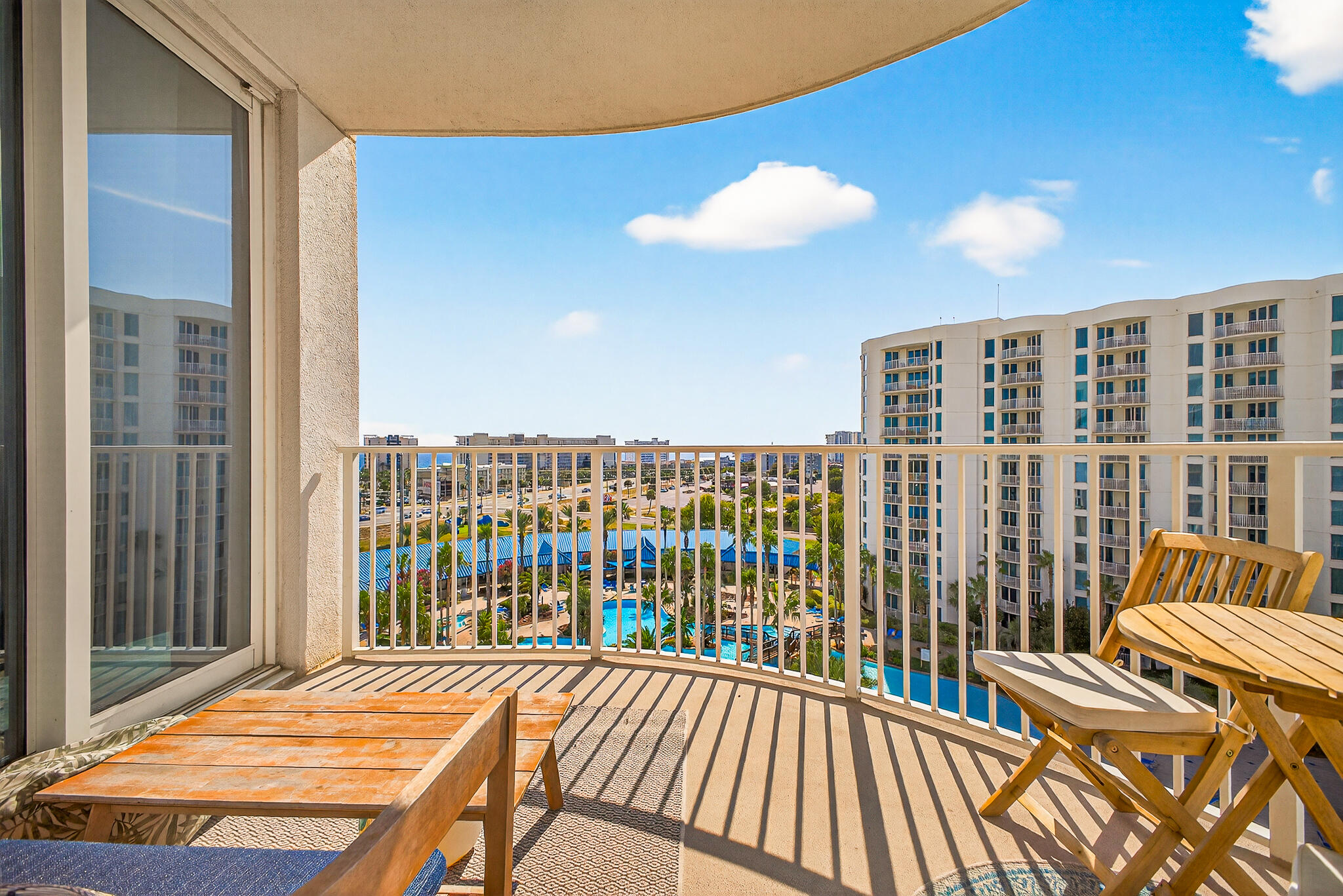 PALMS OF DESTIN (THE) - Residential