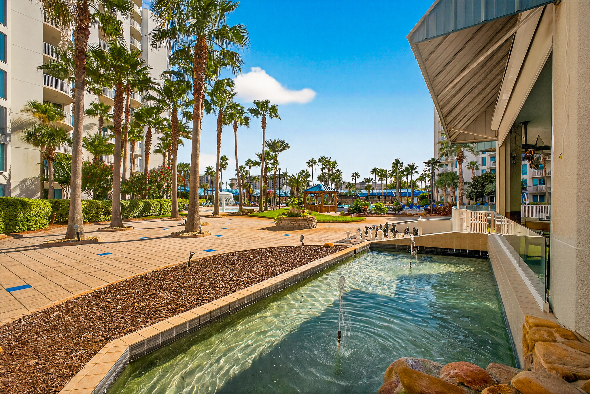 PALMS OF DESTIN (THE) - Residential