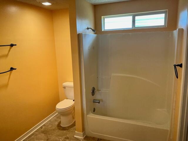 METES & BOUNDS - Residential Lease