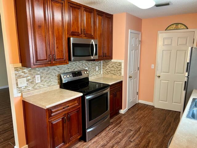 METES & BOUNDS - Residential Lease