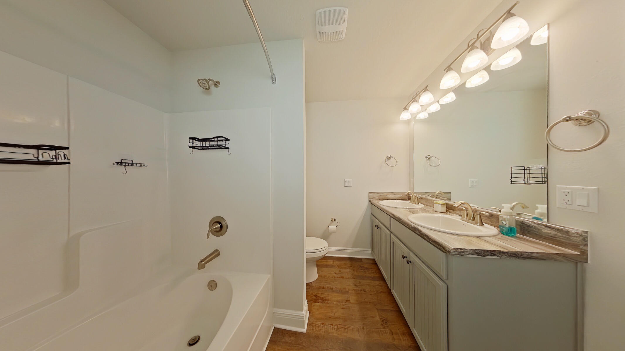 Commanders Cove - Residential