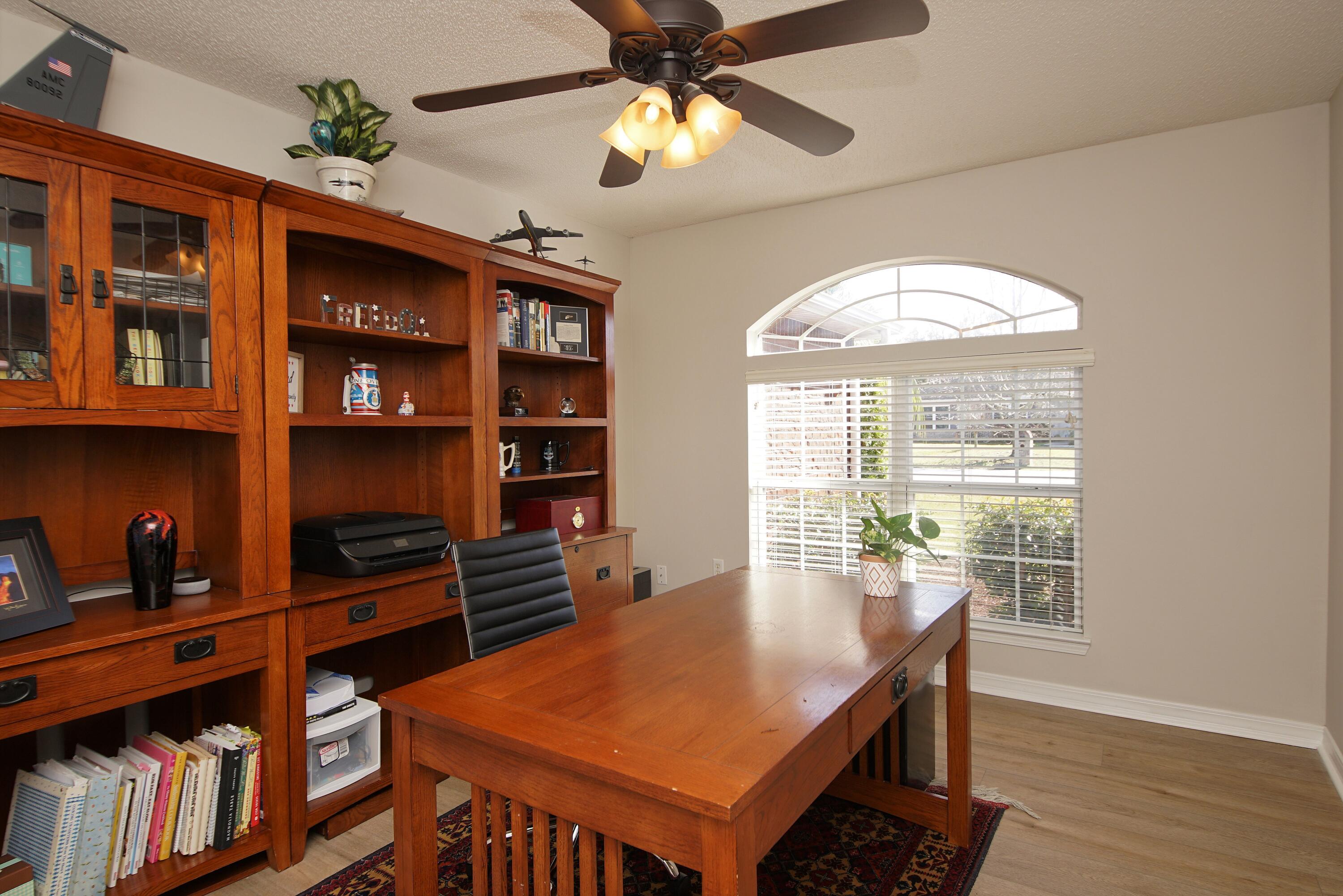 SHADOW OAK S/D - Residential