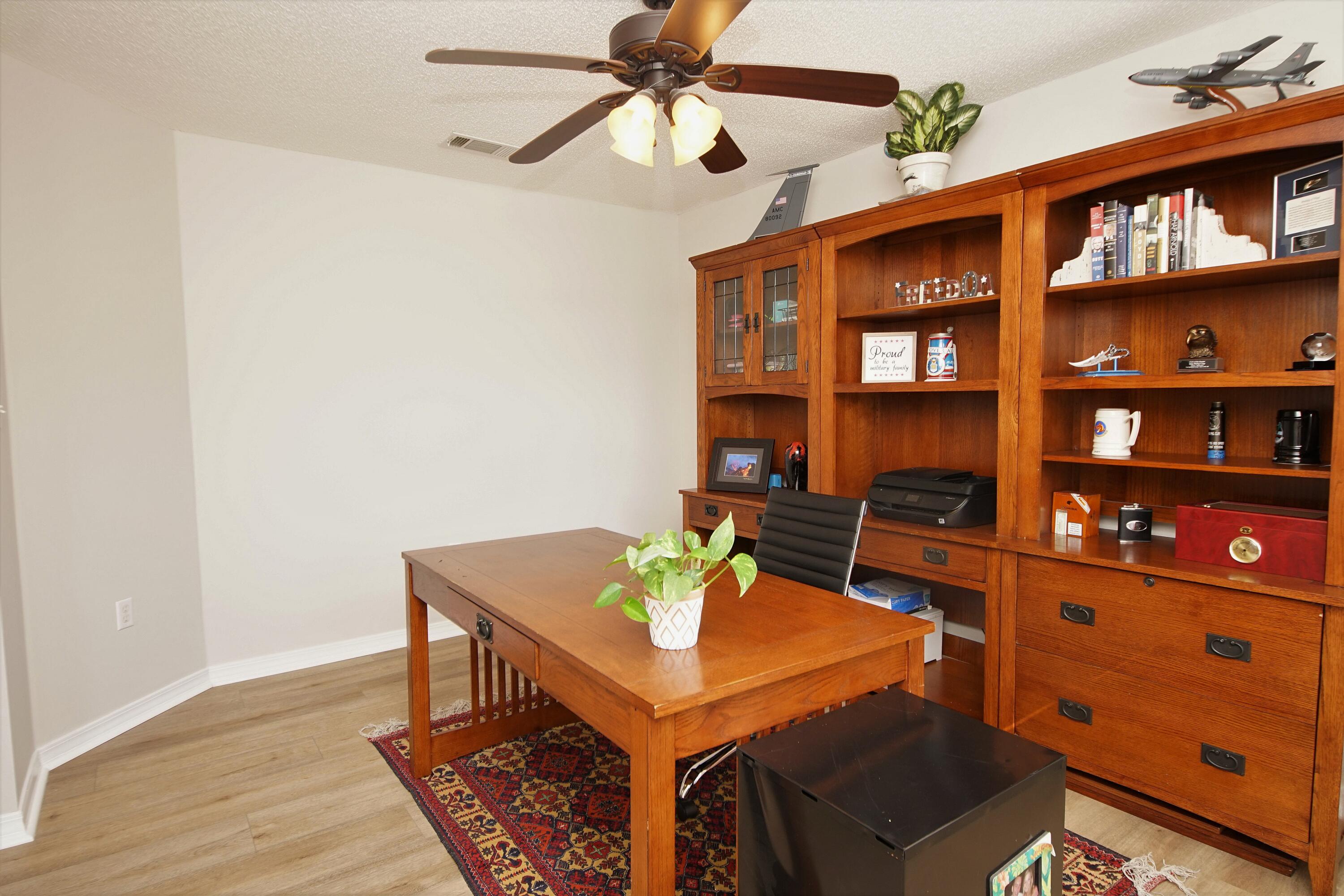 SHADOW OAK S/D - Residential