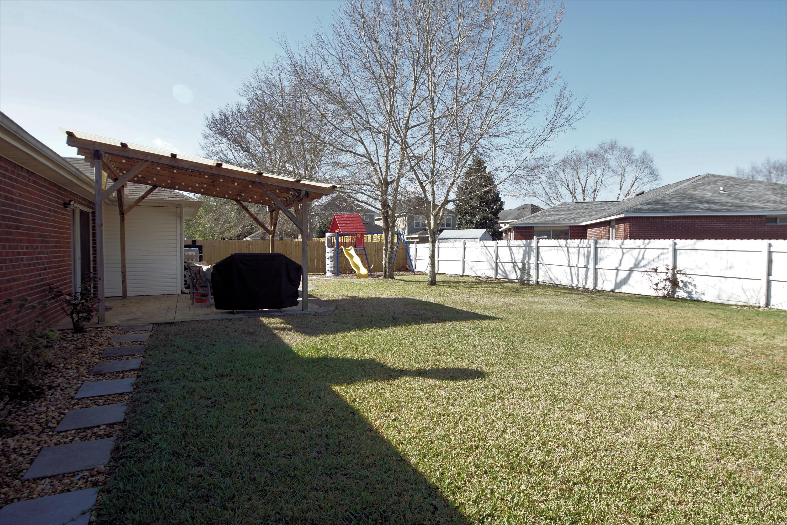 SHADOW OAK S/D - Residential