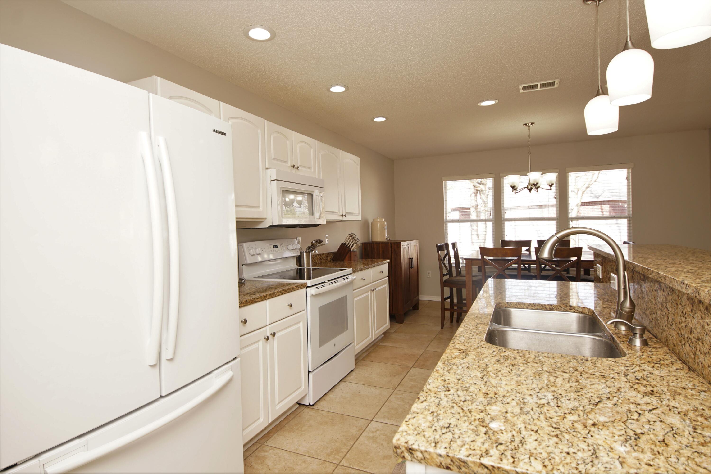 SHADOW OAK S/D - Residential