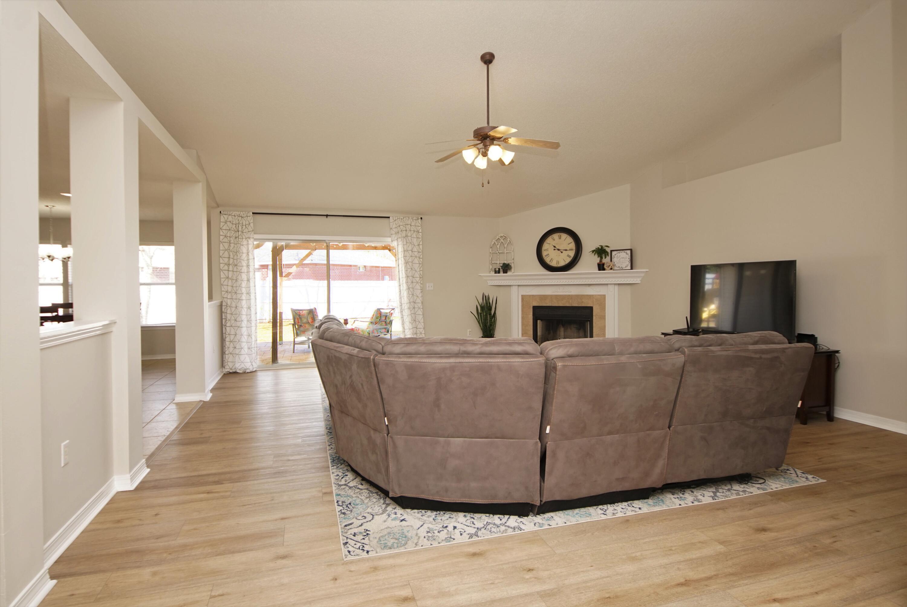 SHADOW OAK S/D - Residential