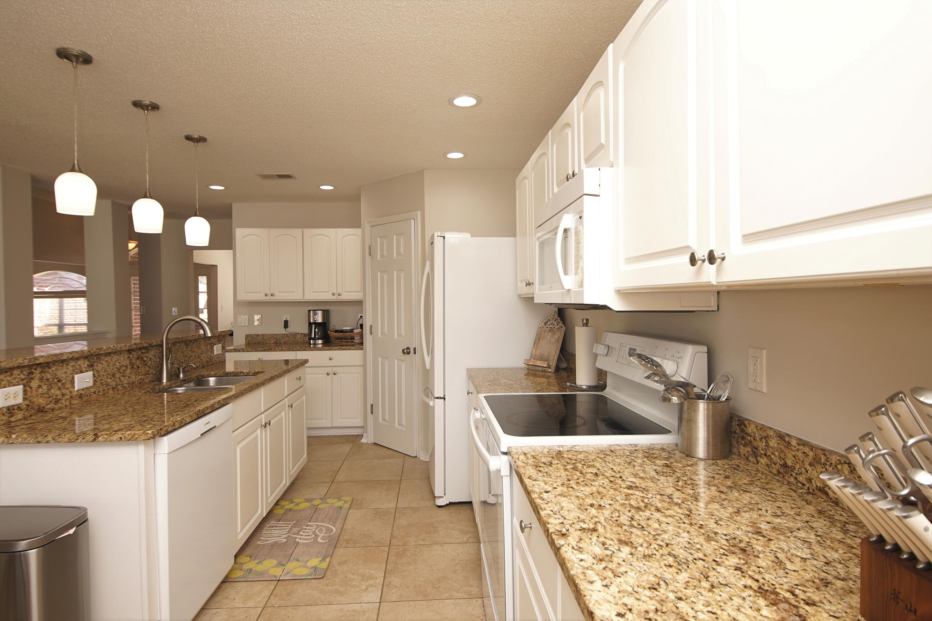 SHADOW OAK S/D - Residential