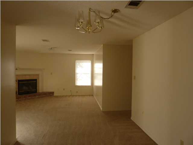SUMMER HILLS - Residential Lease
