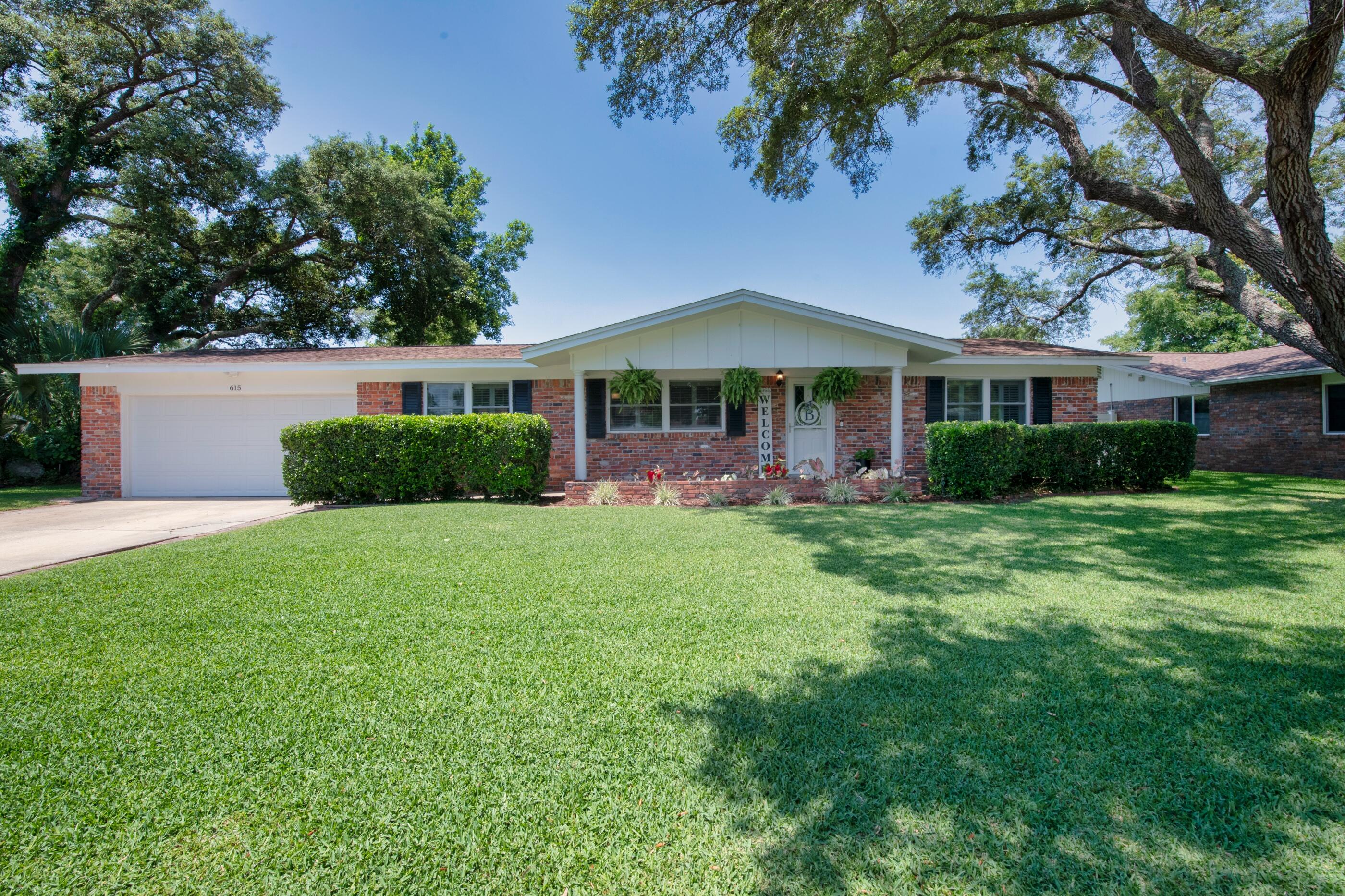 KENWOOD S/D 1ST ADDN - Residential