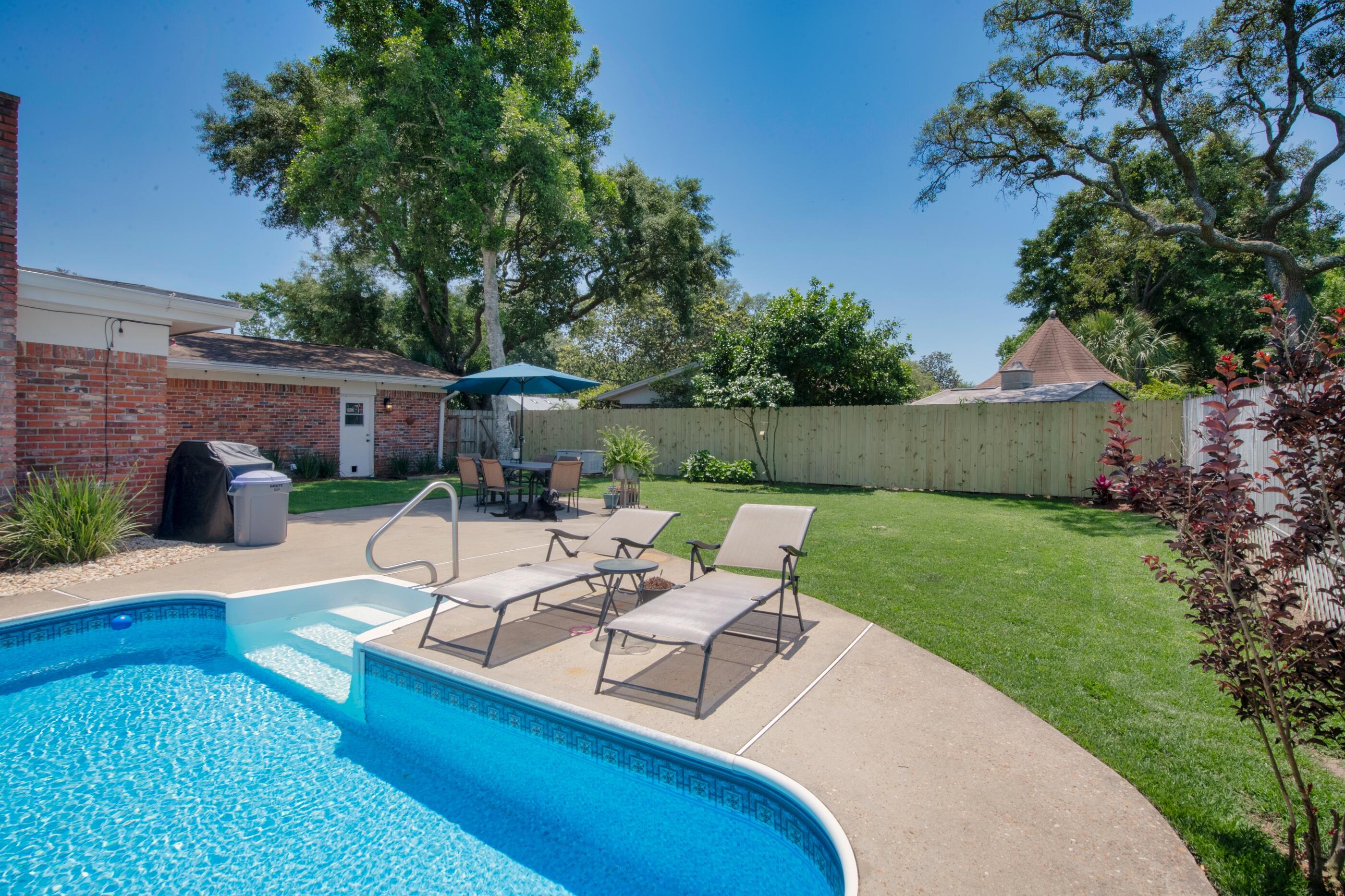 KENWOOD S/D 1ST ADDN - Residential