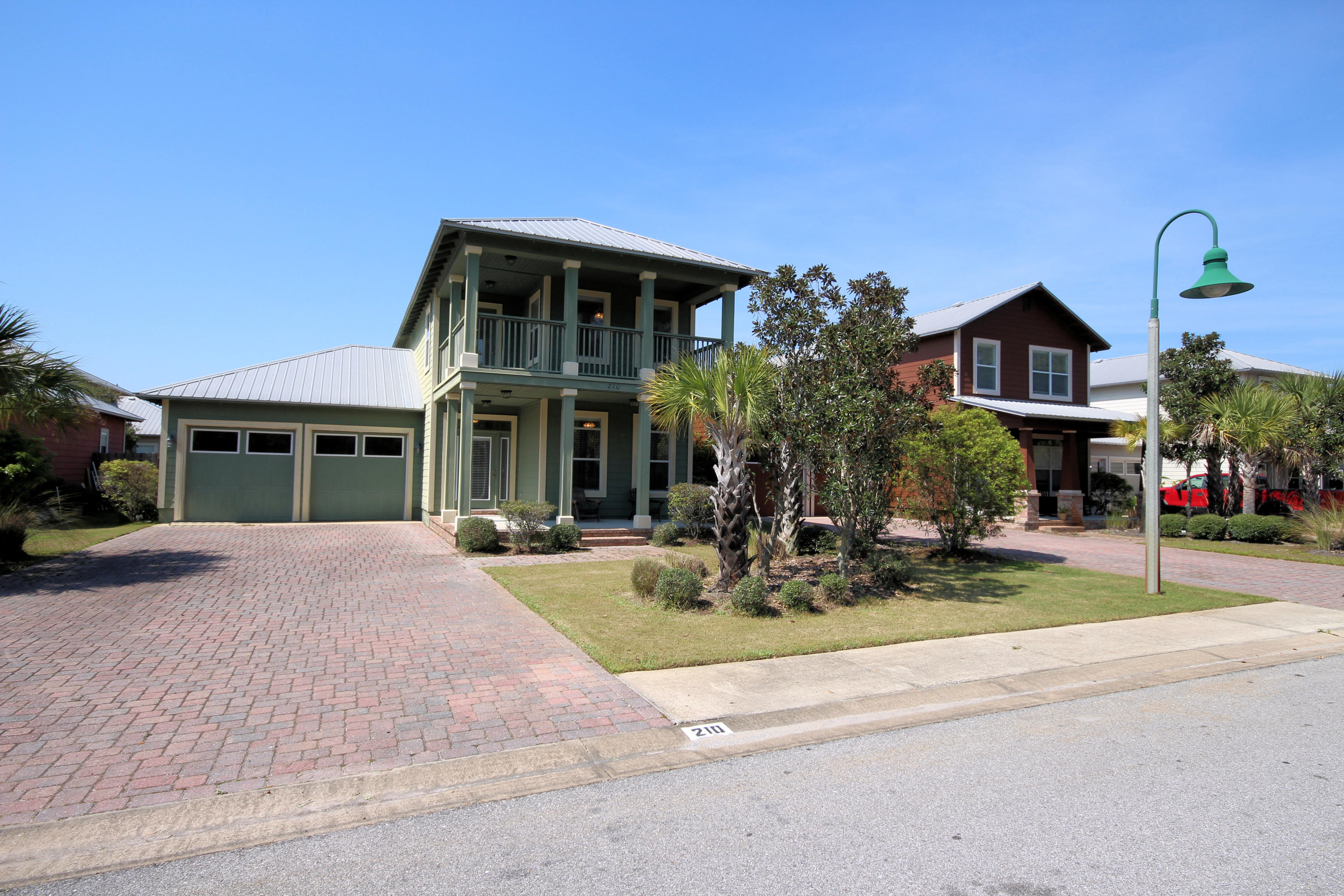 EAGLE BAY - Residential