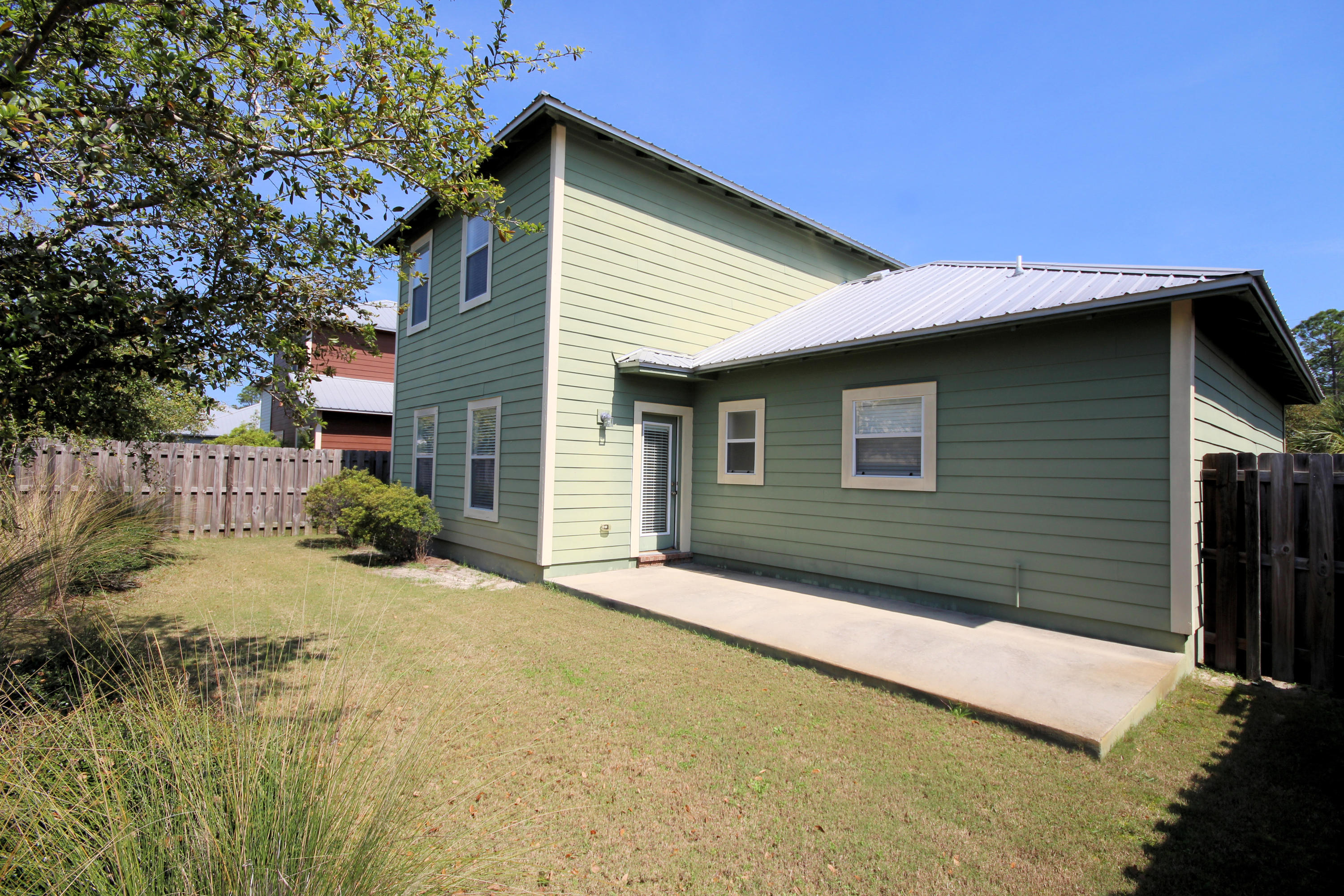 EAGLE BAY - Residential