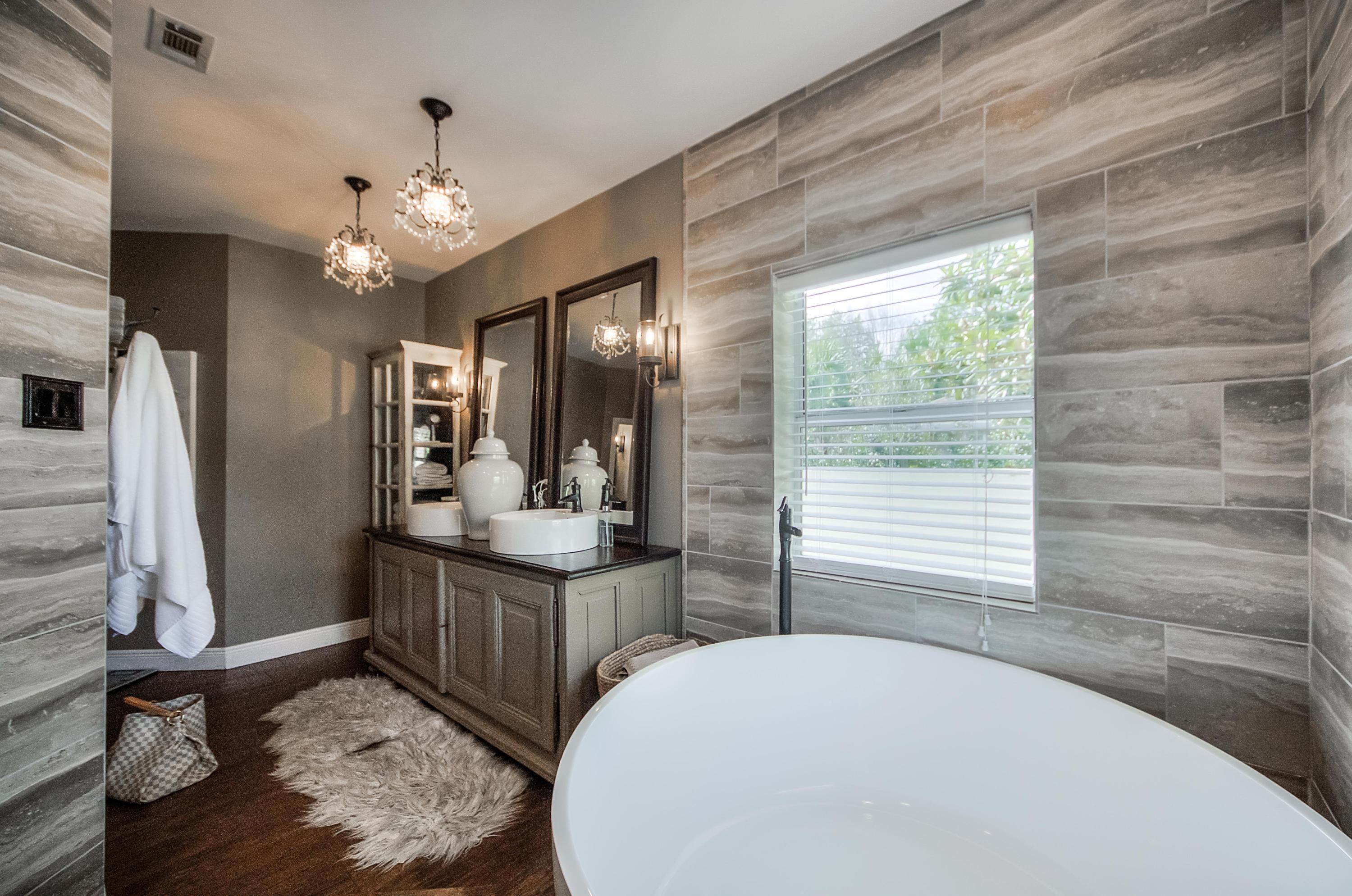 EMERALD BAY WEST - Residential