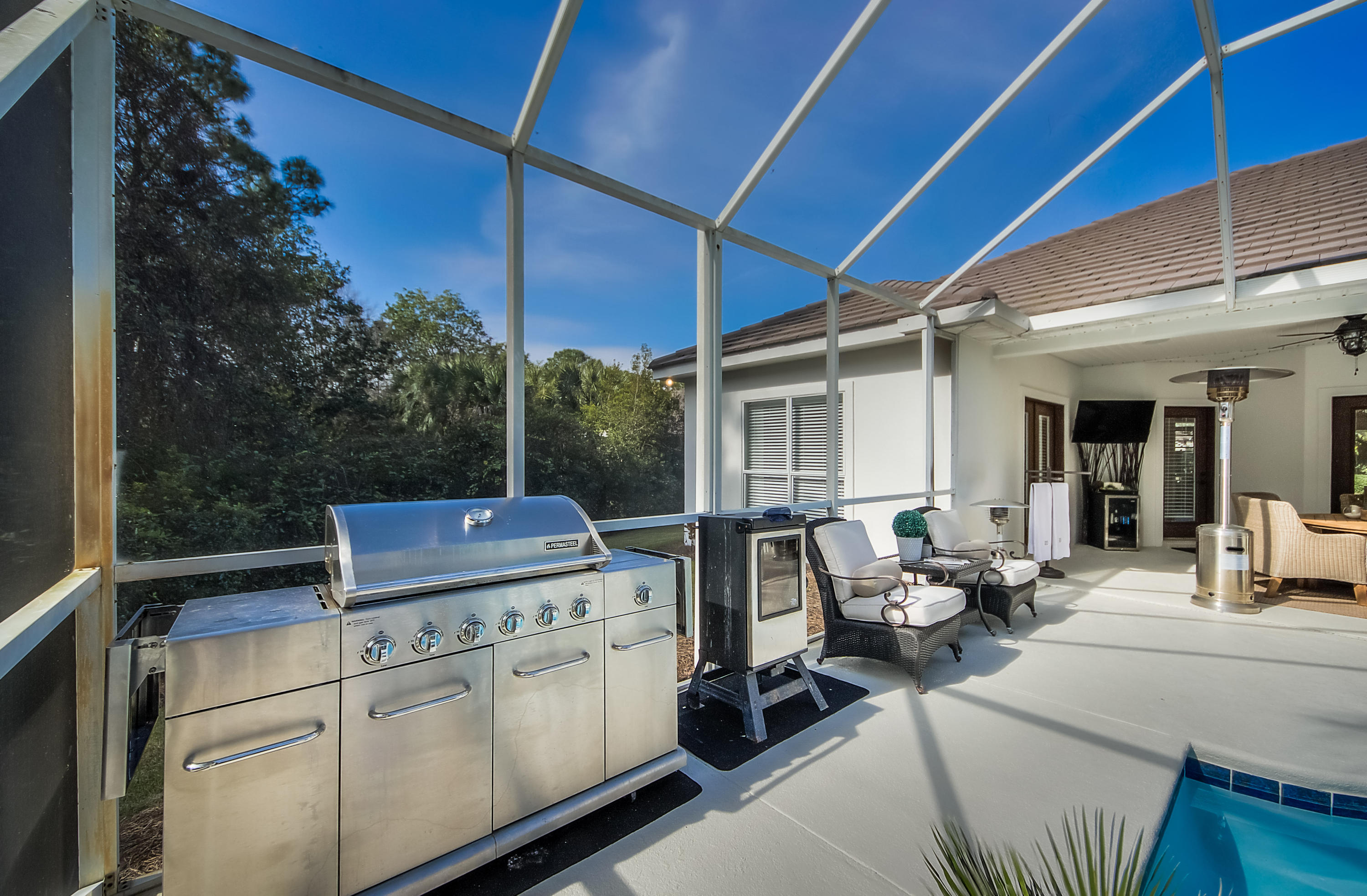 EMERALD BAY WEST - Residential