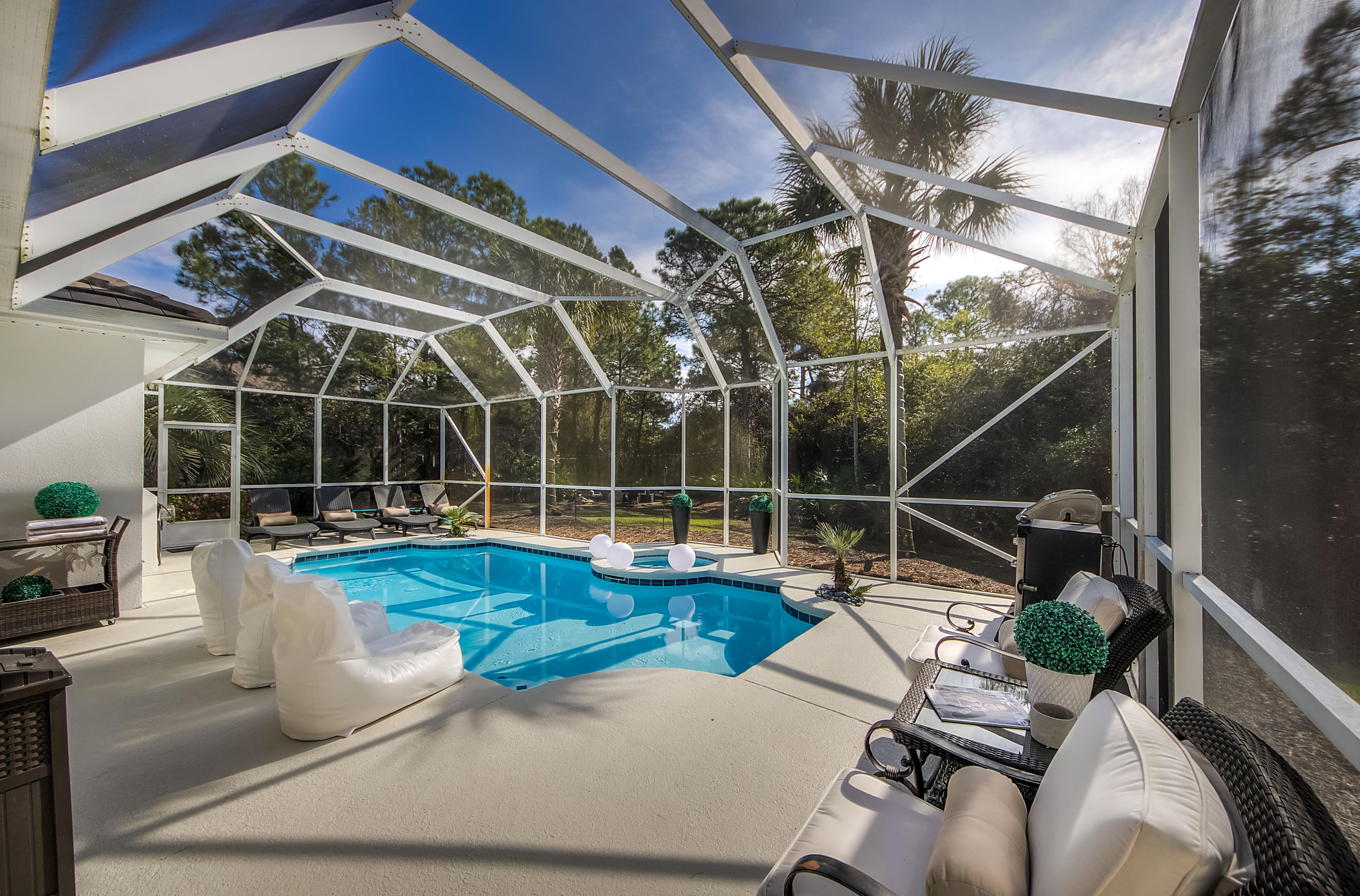 EMERALD BAY WEST - Residential