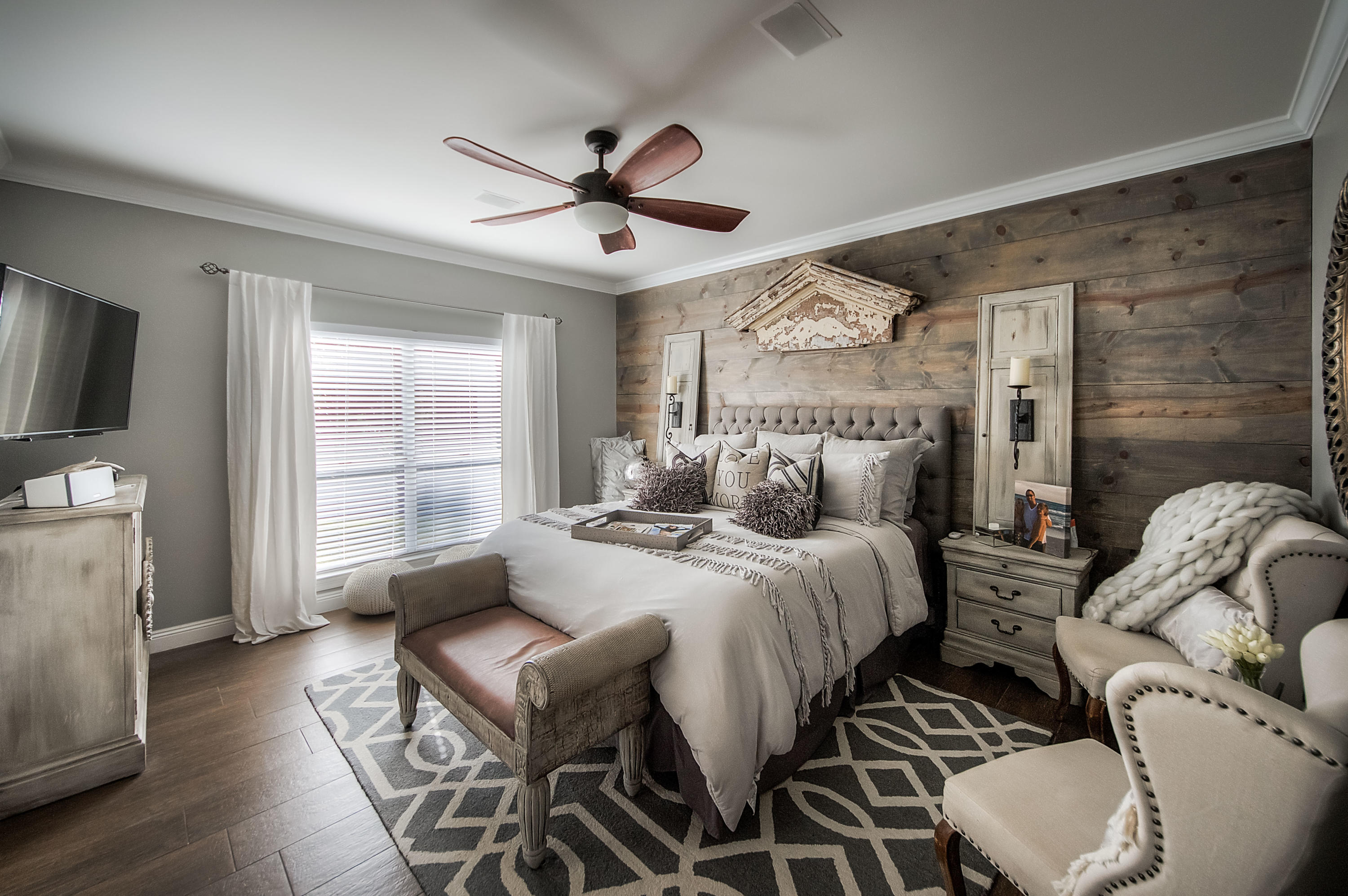 EMERALD BAY WEST - Residential