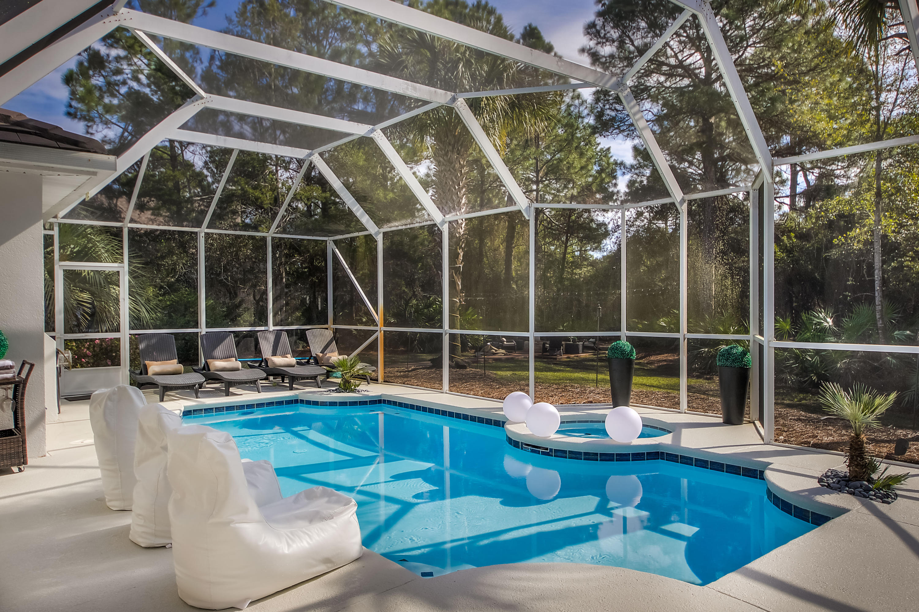 EMERALD BAY WEST - Residential