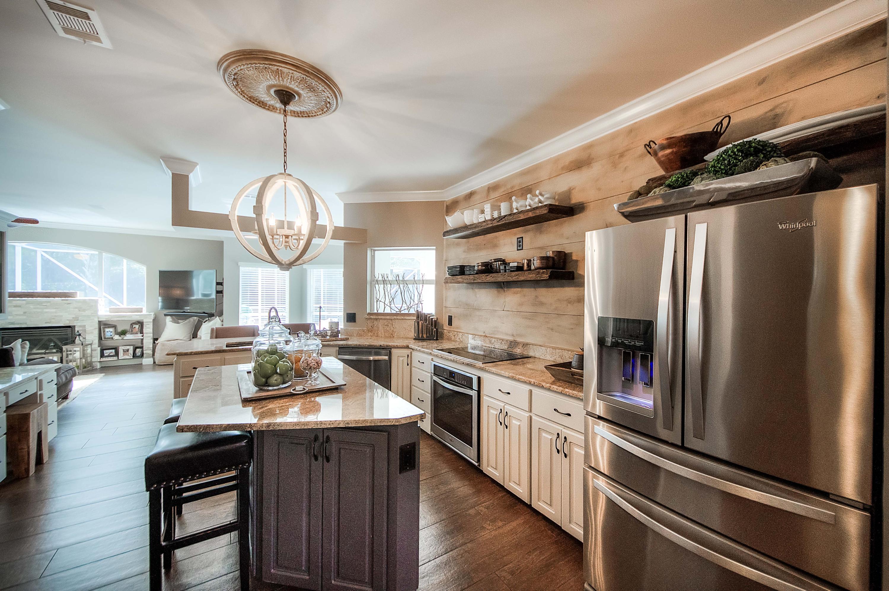 EMERALD BAY WEST - Residential