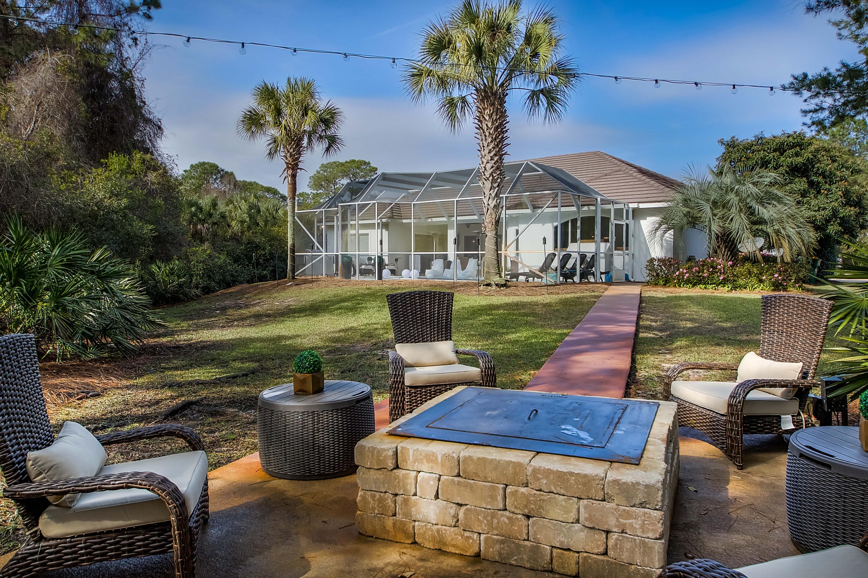 EMERALD BAY WEST - Residential