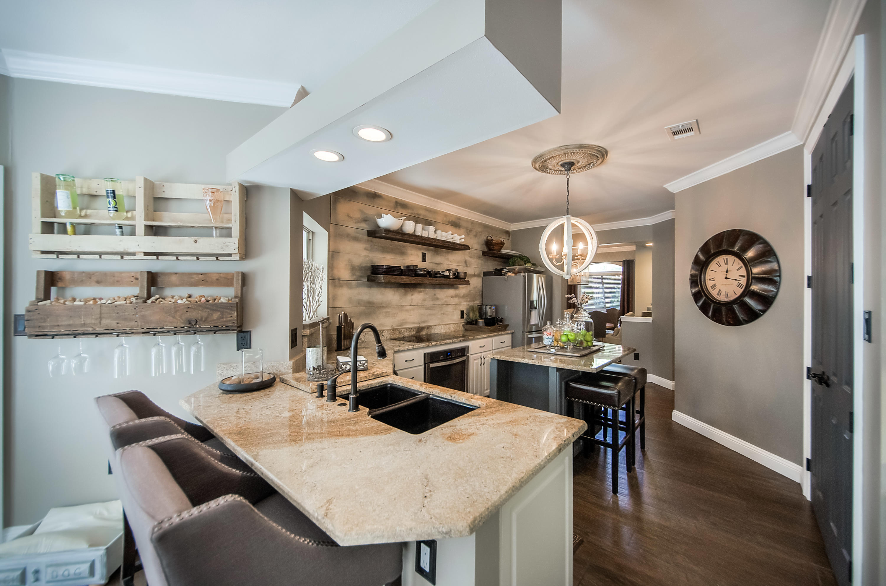 EMERALD BAY WEST - Residential