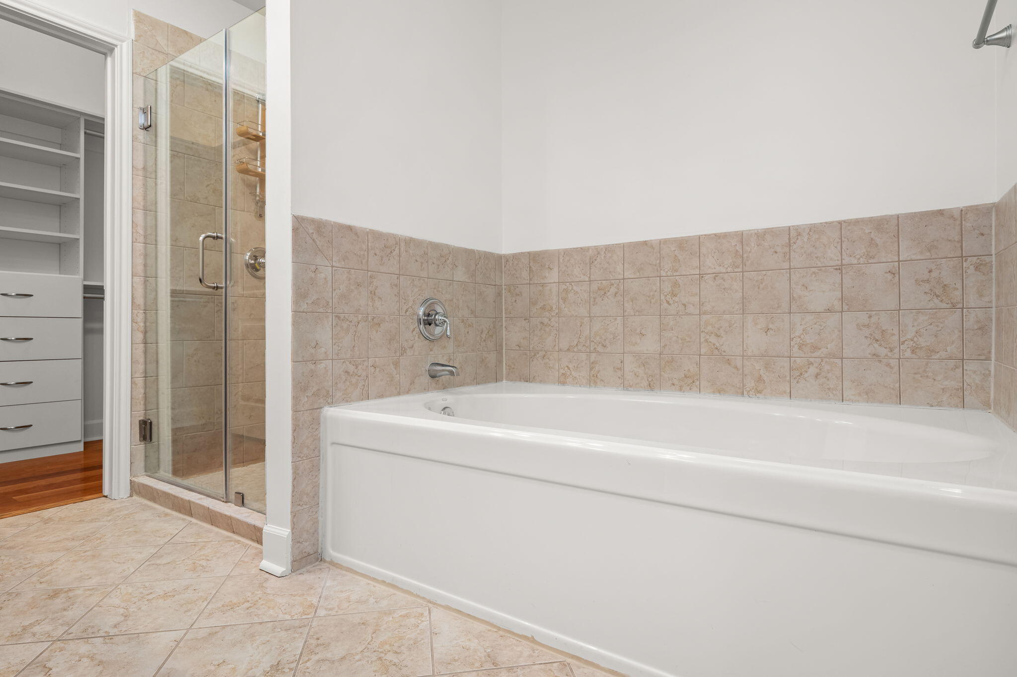 ISLAND RESERVE - Residential