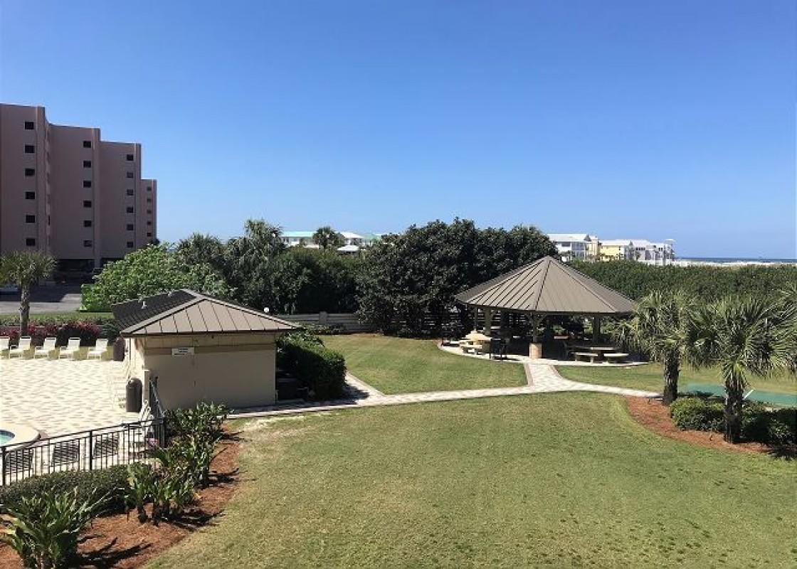 ISLANDER CONDO PH 2 - Residential