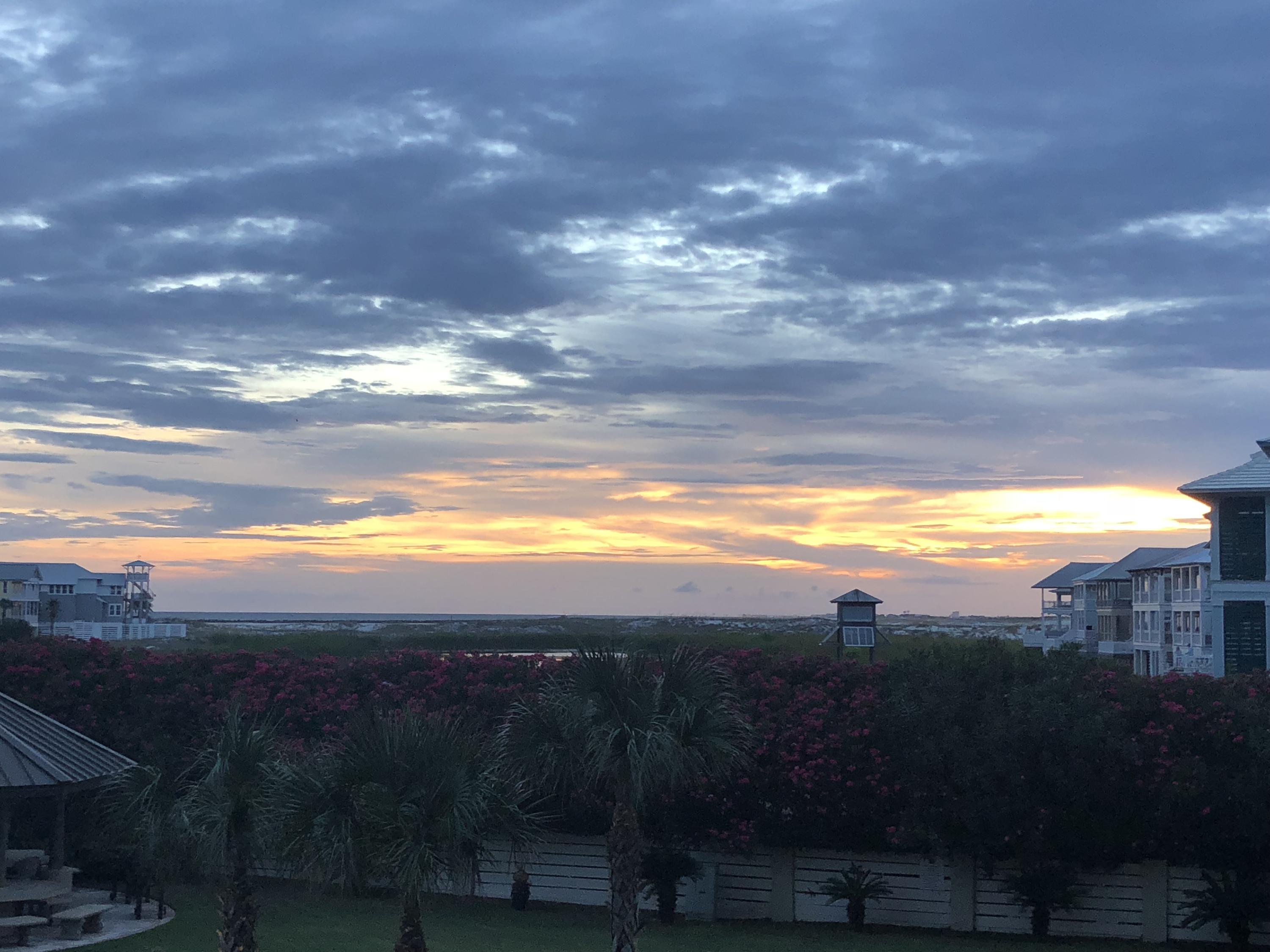 ISLANDER CONDO PH 2 - Residential