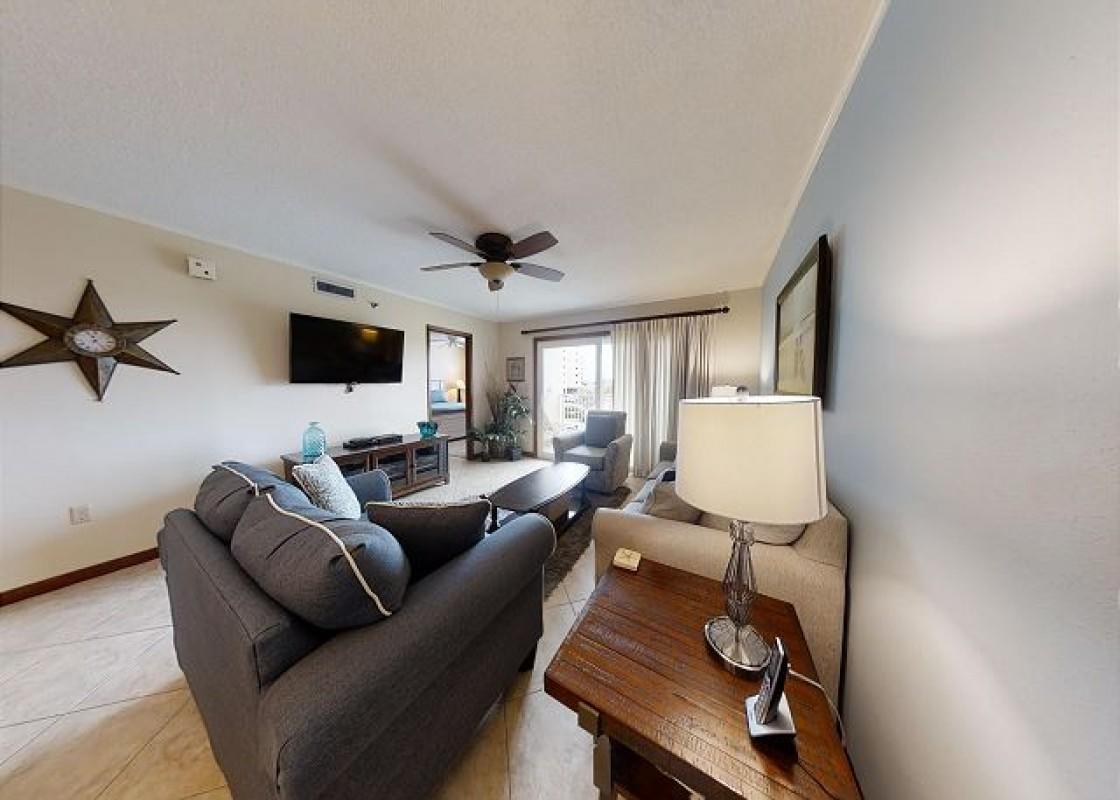 ISLANDER CONDO PH 2 - Residential