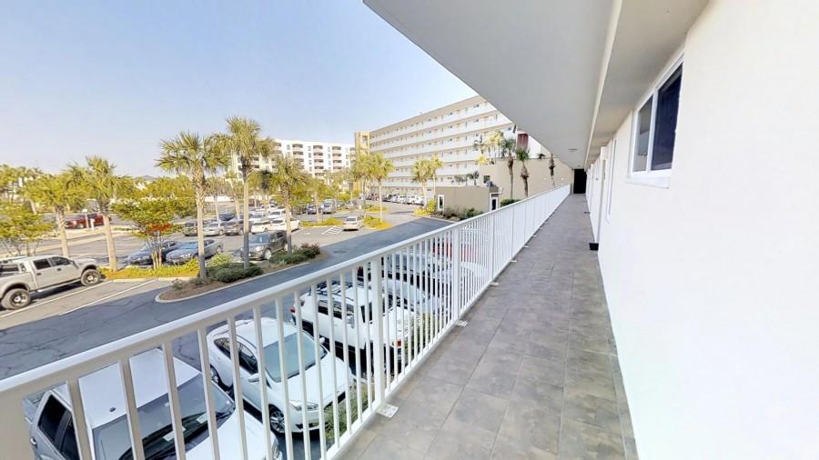 ISLANDER CONDO PH 2 - Residential