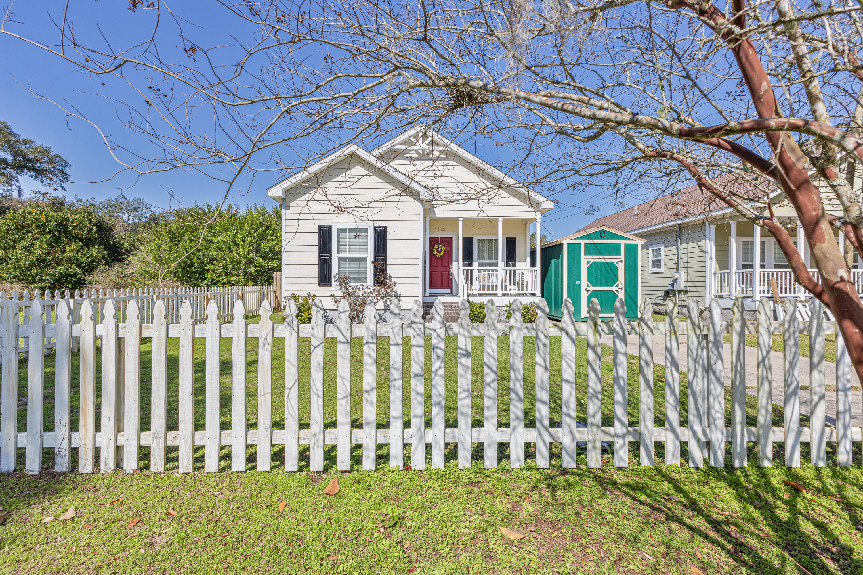 Located in the heart of historic Milton, Florida, this charming 3-bedroom, 2-bathroom home is perfect for first-time buyers and young families. This home features a split floor plan and durable wood vinyl flooring throughout. Modern updates ensure a move-in-ready experience, including a new roof (2023), a new water heater (2024), and stainless steel Samsung appliances (2023).Step outside through French doors onto a spacious 200+ sq. ft. deck, perfect for relaxing or entertaining. Enjoy summer fun in the above-ground pool (18x9x48), all while enjoying the privacy of a newly installed fence (2023). The charming picket fence in the front yard adds curb appeal, while two large storage sheds provide ample space for tools, toys, and outdoor essentials.
Outdoor enthusiasts will love the home's prime location, just a short walk from Blackwater River, where you can enjoy easy access to boat ramps, fishing docks, and nature trails.
Conveniently located 1 mile from downtown Milton, residents can enjoy local favorites like Bands on the Blackwater, Milton Market, and live music venues. With I-10 just 1.5 miles away, you're only 20 minutes from downtown Pensacola and 30 minutes from the Emerald Coast's stunning beaches. Military personnel will appreciate the short drive to Whiting Field and NAS Pensacola (20-25 minutes).
As an added bonus, the property includes tax certificates for two adjacent lots, providing extra privacy and investment potential.
Whether you're purchasing your first home or looking for a cozy, low-maintenance space, this is a rare opportunity to own a beautifully updated home in a fantastic location.
Schedule your showing today!