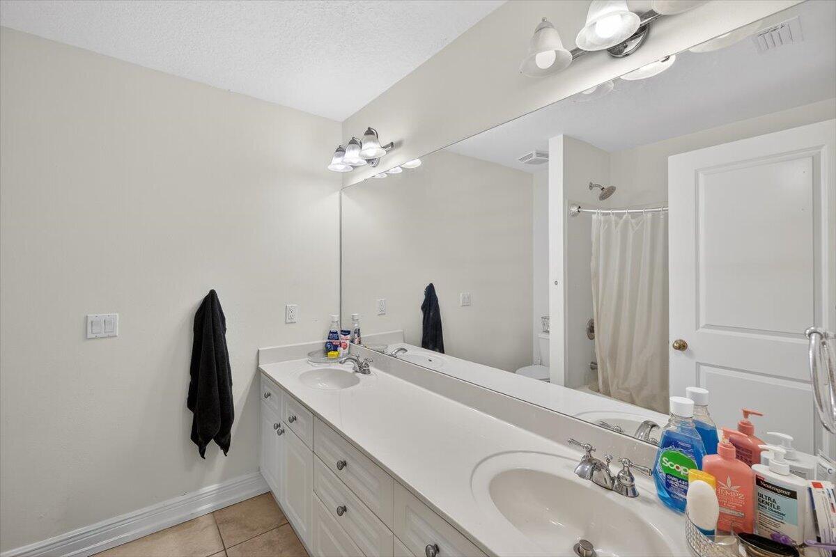 BAYSHORE PLACE PH 7 - Residential