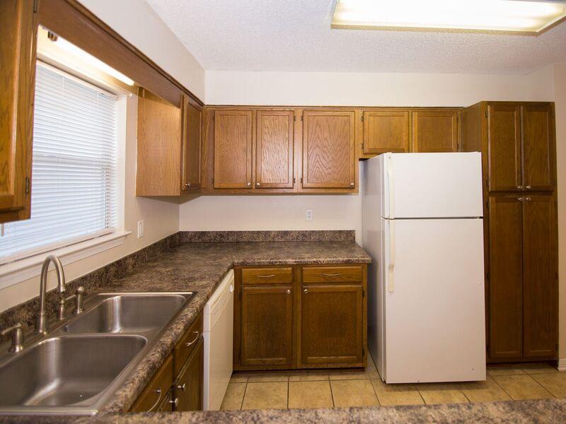 CANTERBURY WOODS - Residential