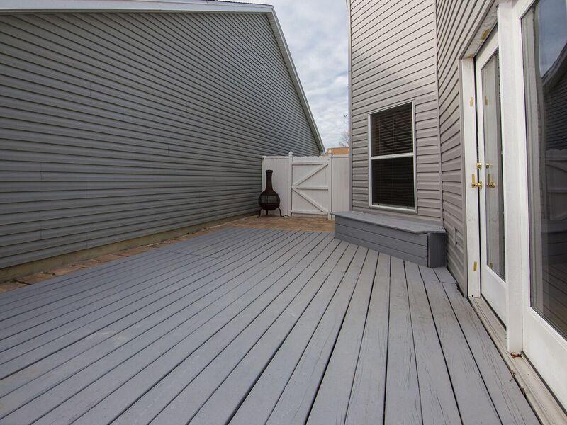 CANTERBURY WOODS - Residential