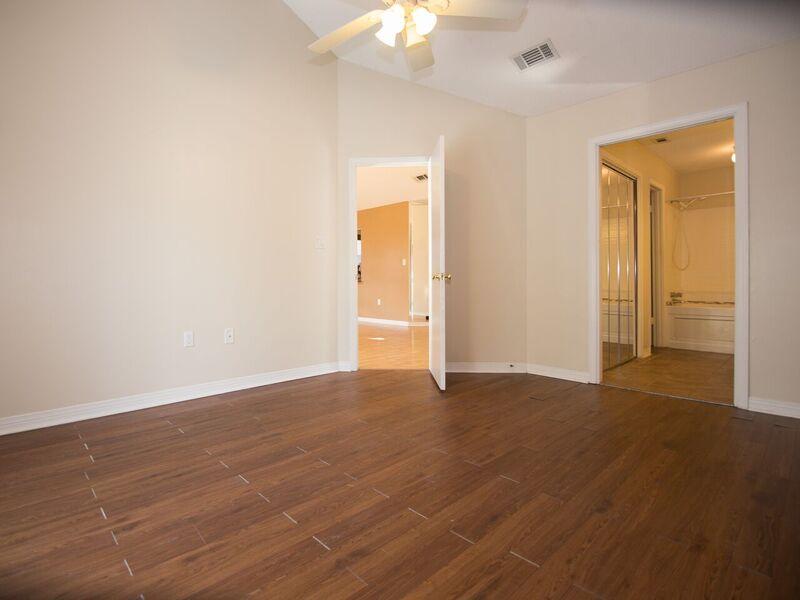 CANTERBURY WOODS - Residential