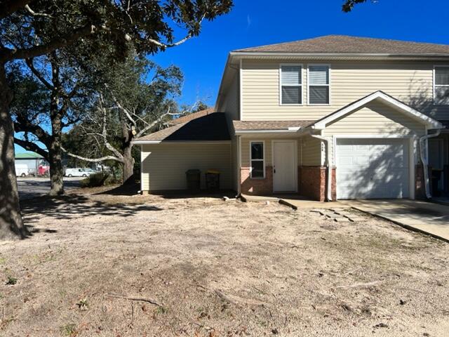 SHELL PARK T/H - Residential Lease