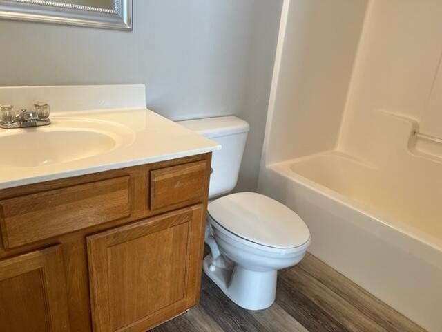 SHELL PARK T/H - Residential Lease