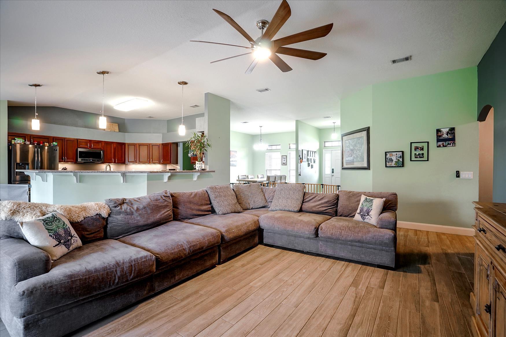 NAVARRE S/D 2ND ADDN - Residential