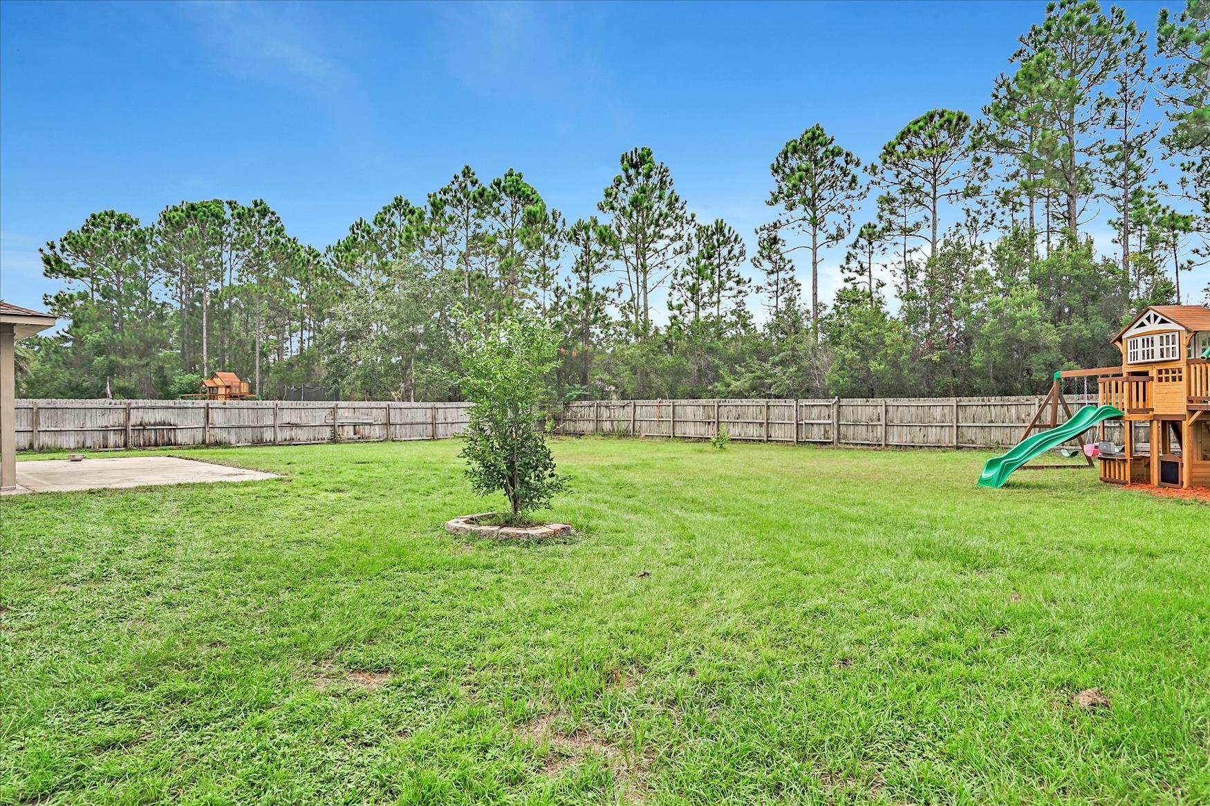NAVARRE S/D 2ND ADDN - Residential