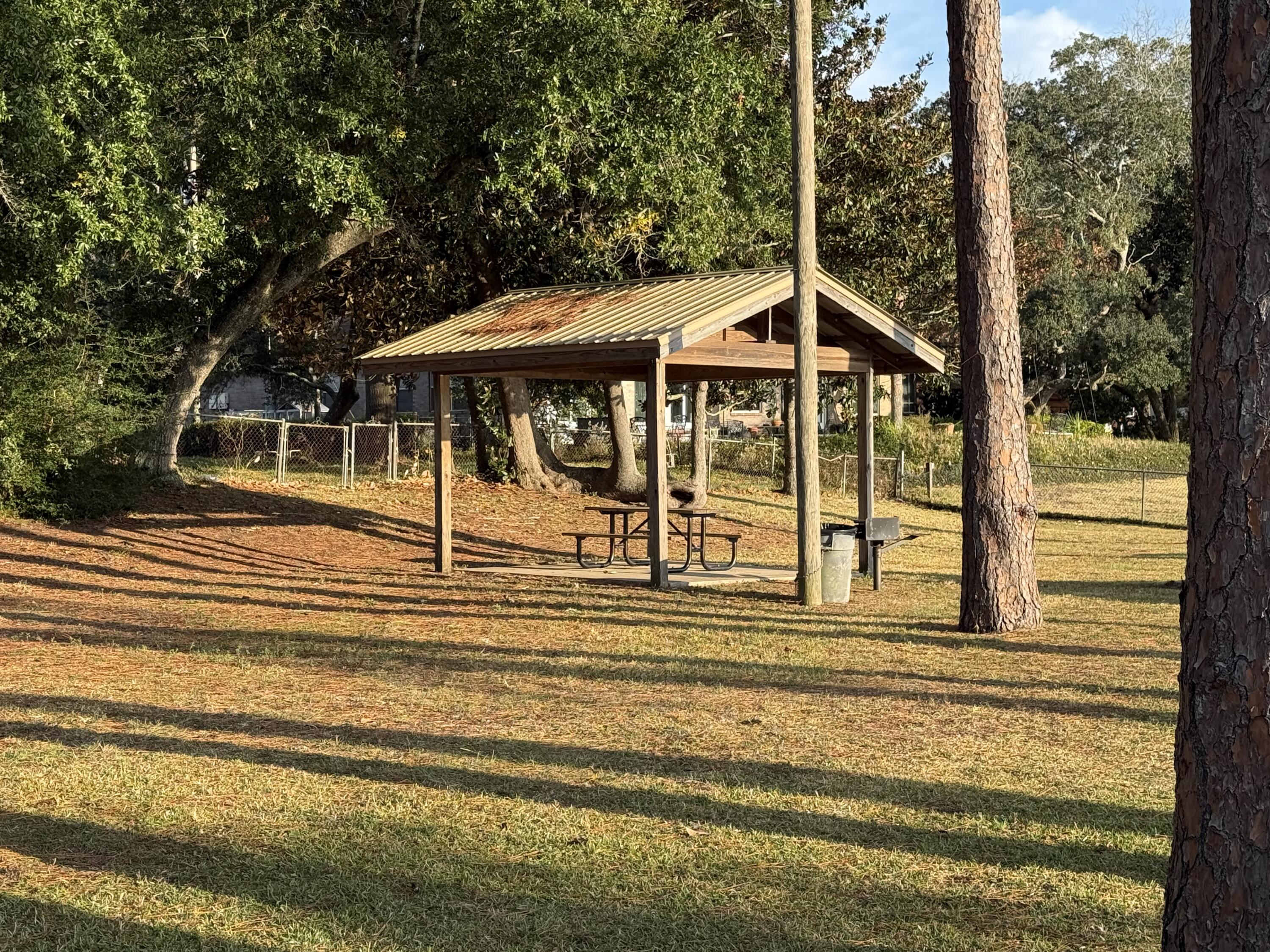 LONGWOOD S/D 2ND ADDN - Residential