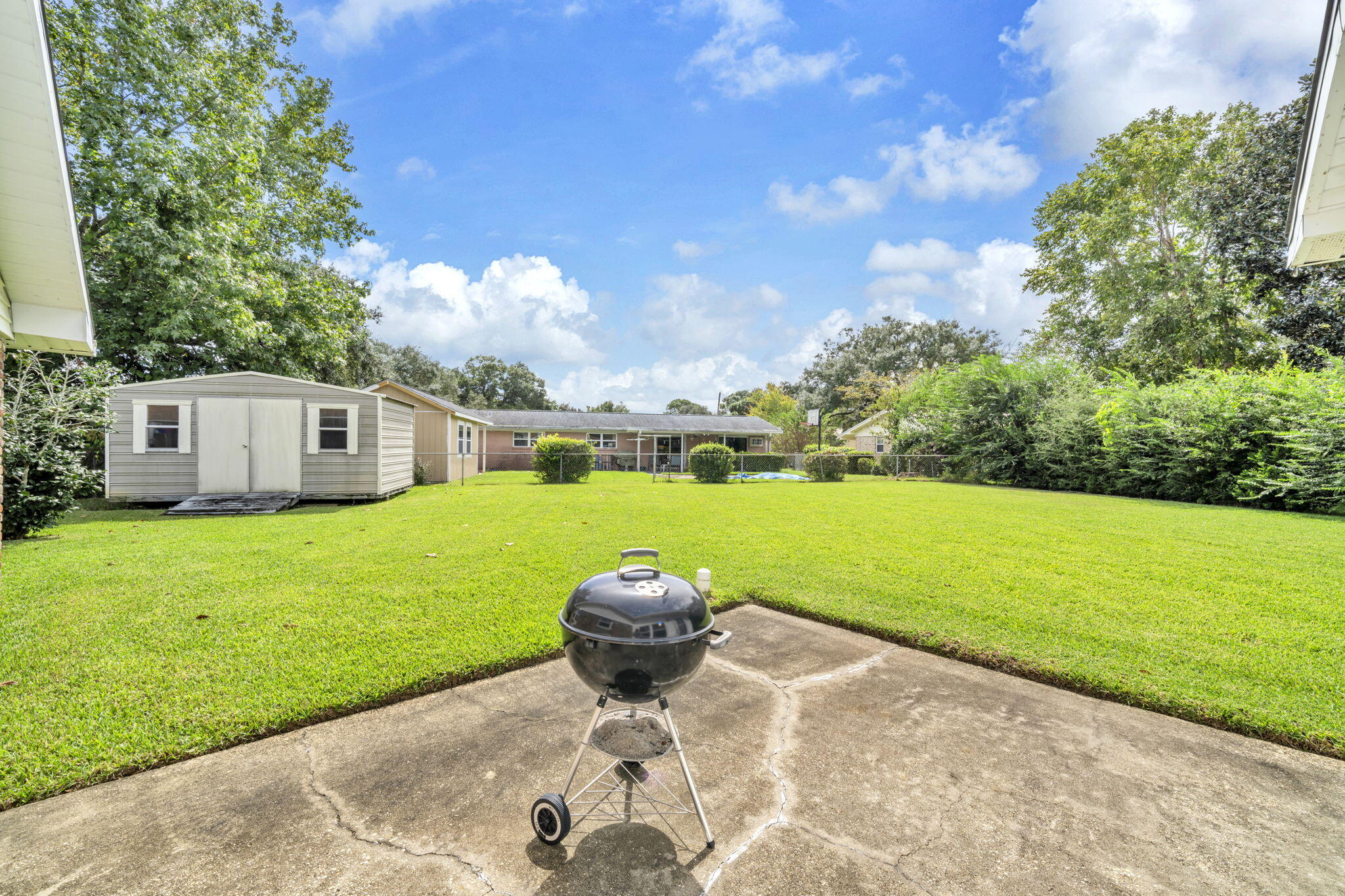 COLONY ESTATES - Residential