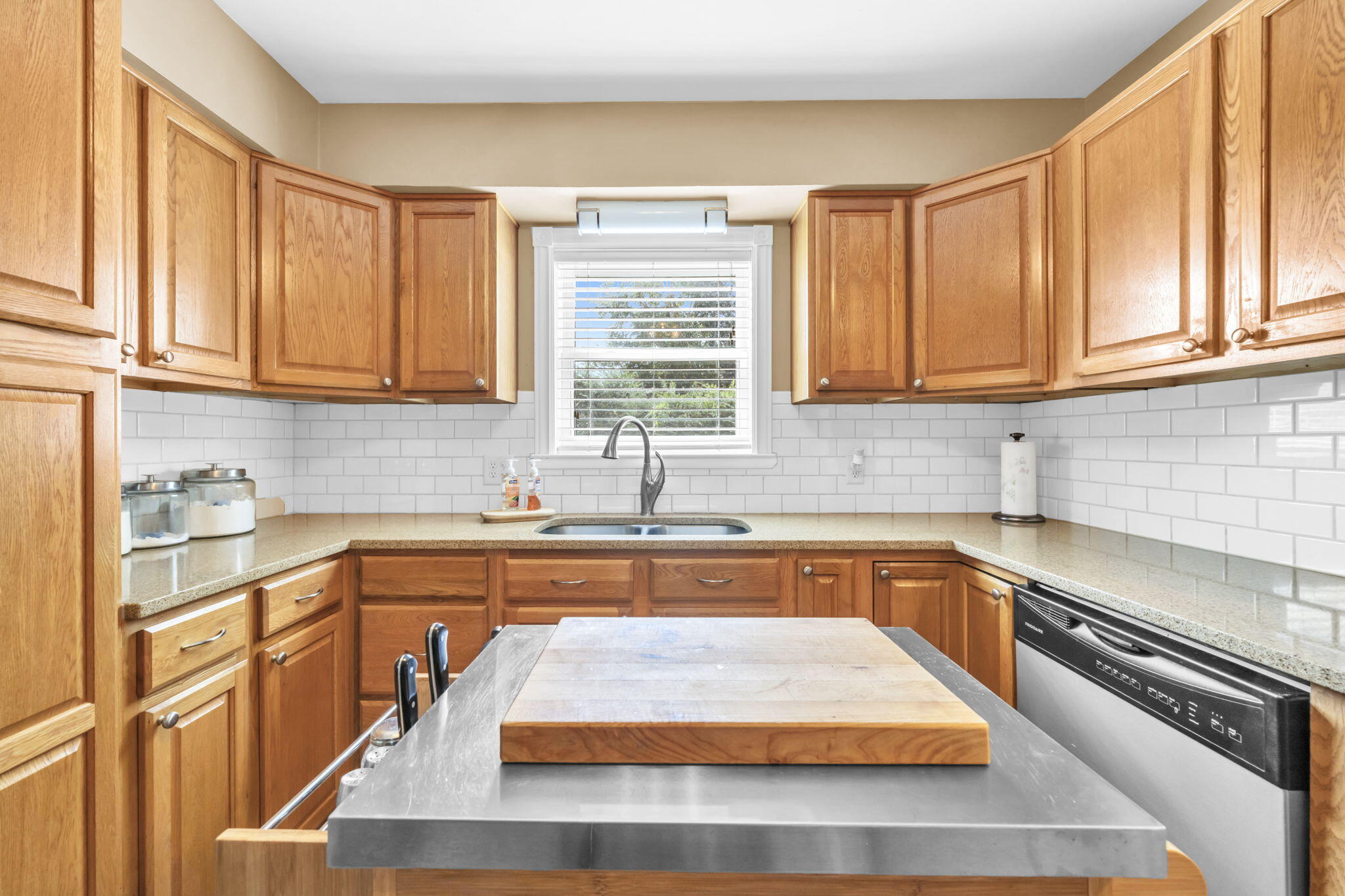 COLONY ESTATES - Residential